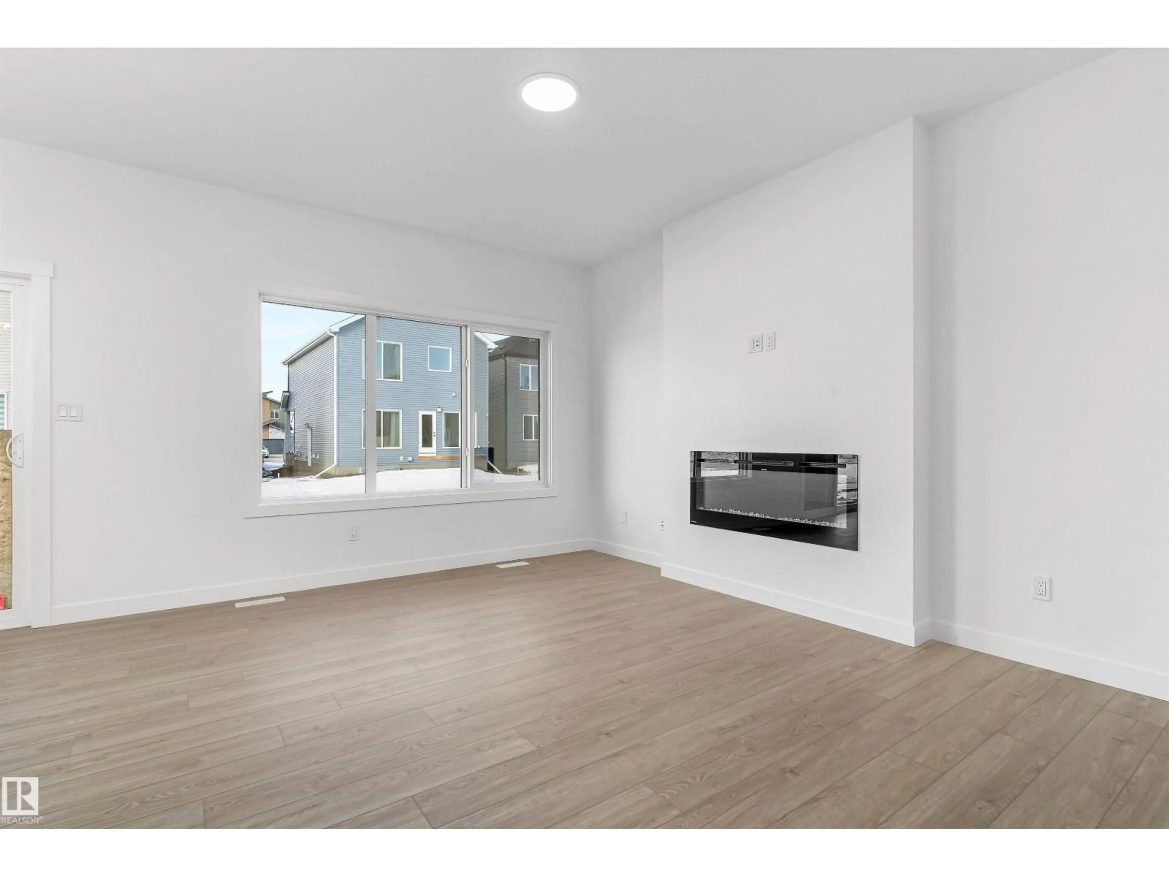 A pic of a room for 2812 190 ST, Edmonton Alberta T6M3H8