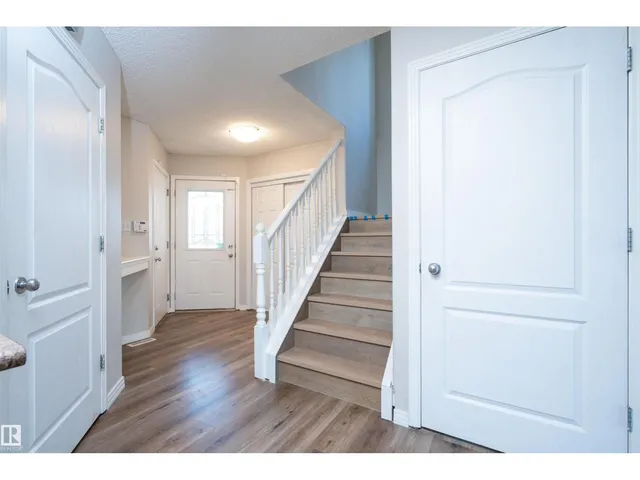1009 MACEWAN CL, Edmonton 5