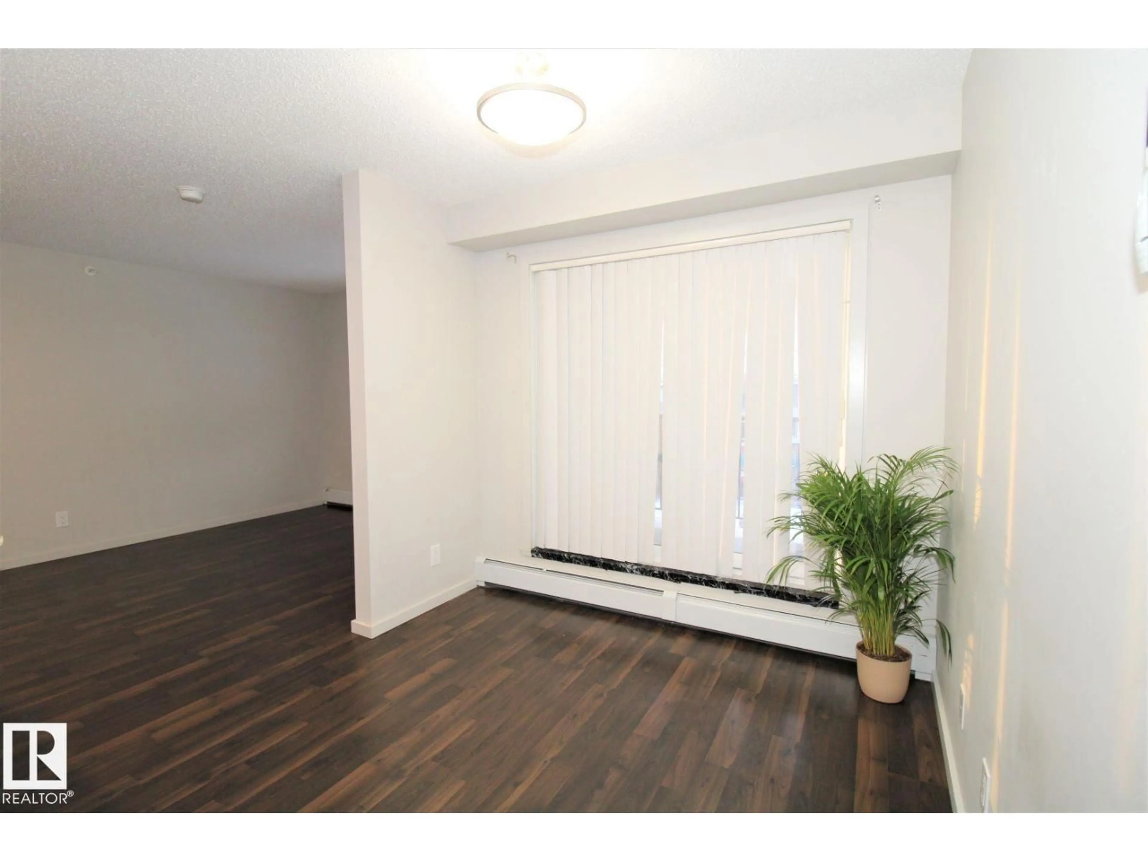 Unknown for 430 5515 7 AV SW, Edmonton Alberta T6X2A8