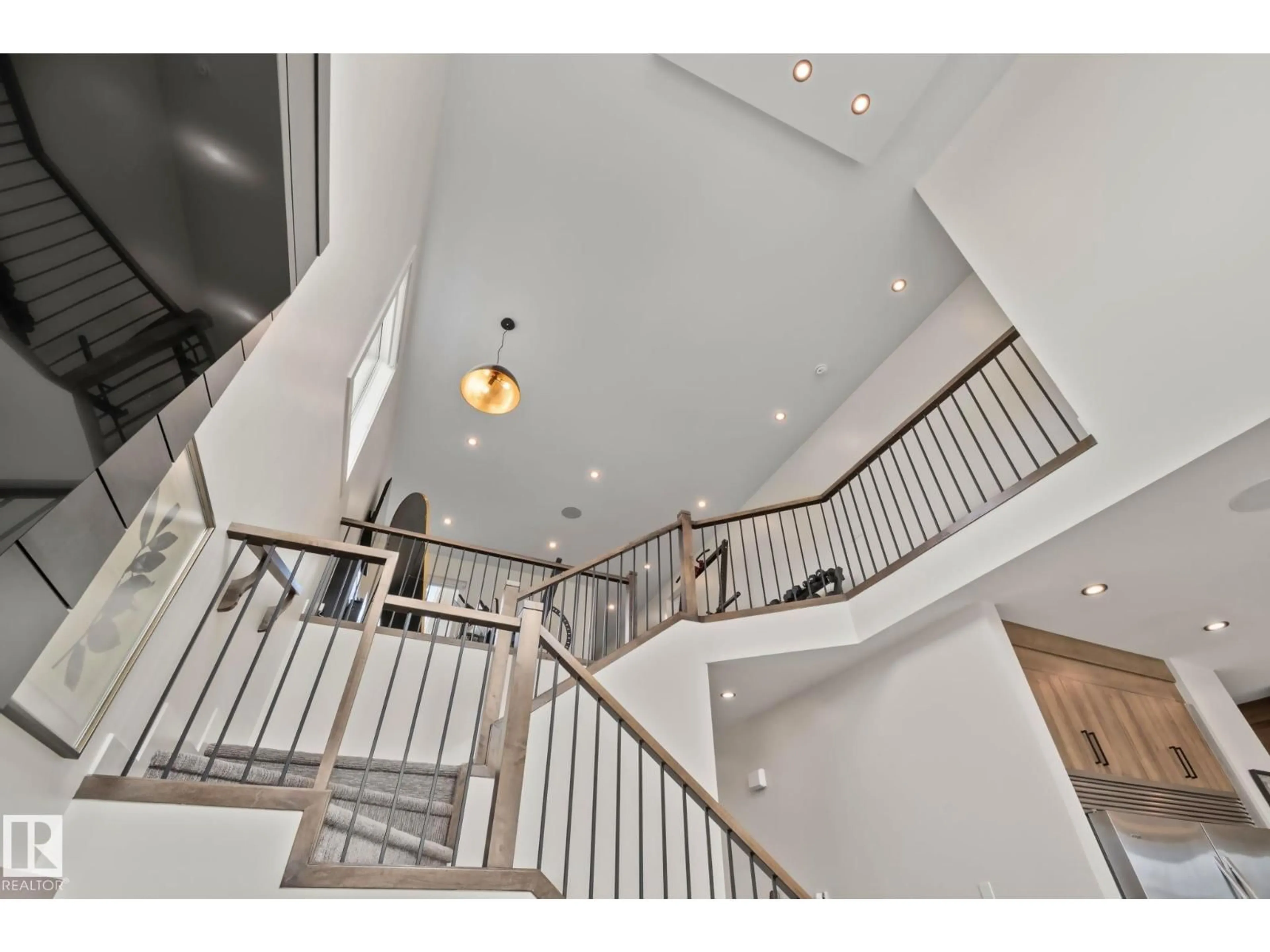 Stairs for 1 STARLING WY, Fort Saskatchewan Alberta T8L0Y1