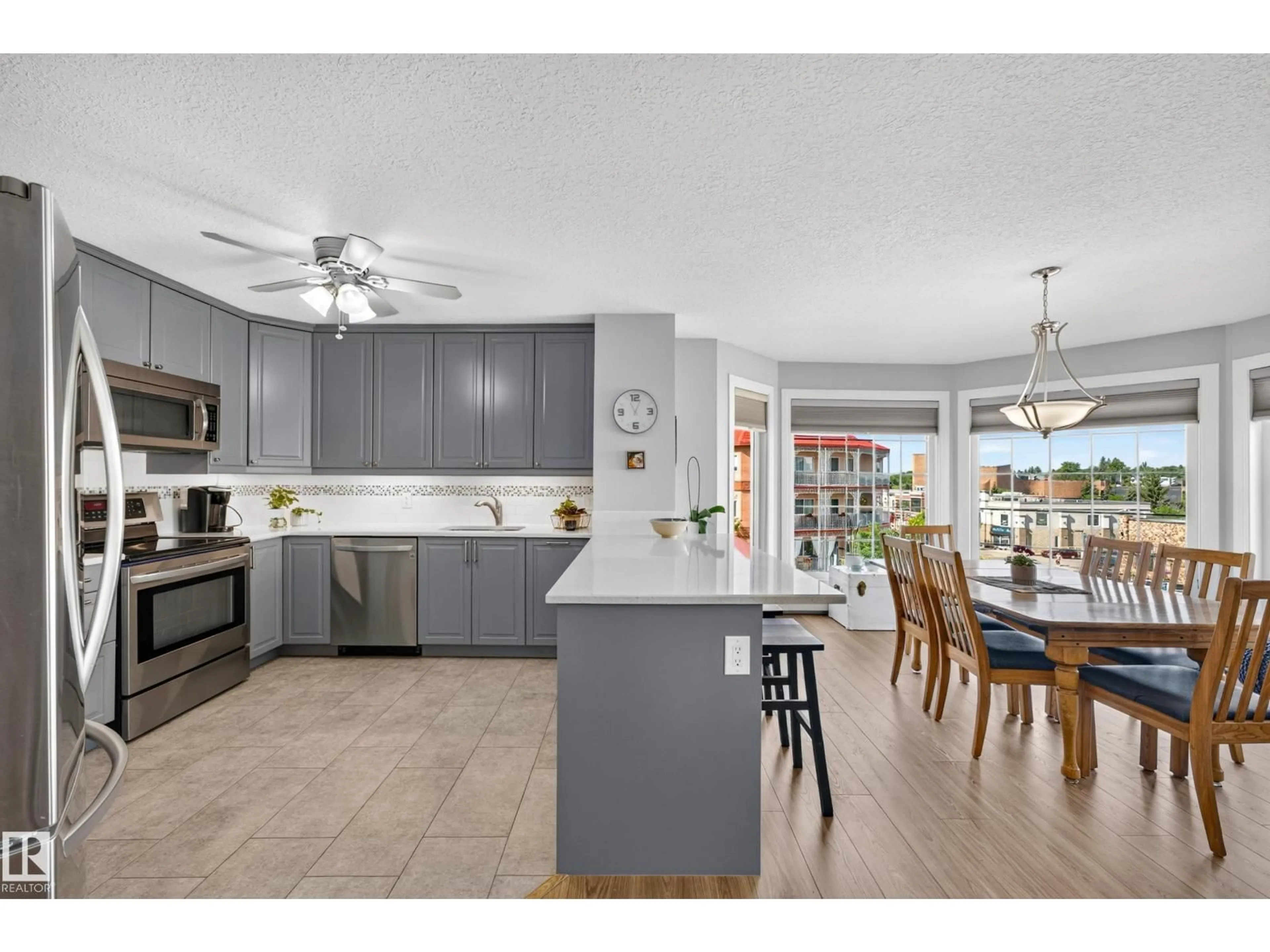 Open concept kitchen, ceramic/tile floor for 3 - 405 PERRON ST, St. Albert Alberta T8N5Z5