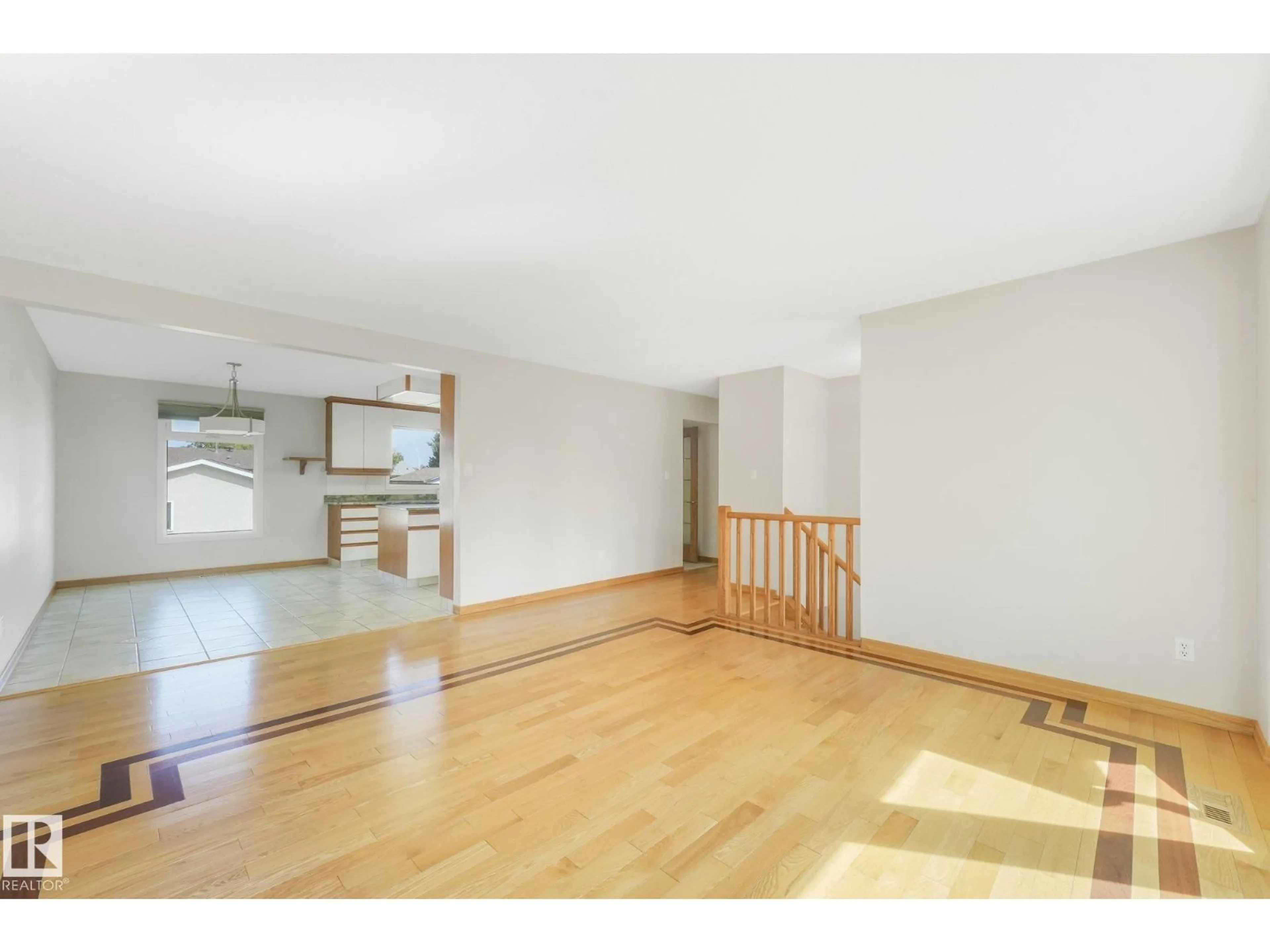 Unknown for 8608 152A AV, Edmonton Alberta T5E3B2