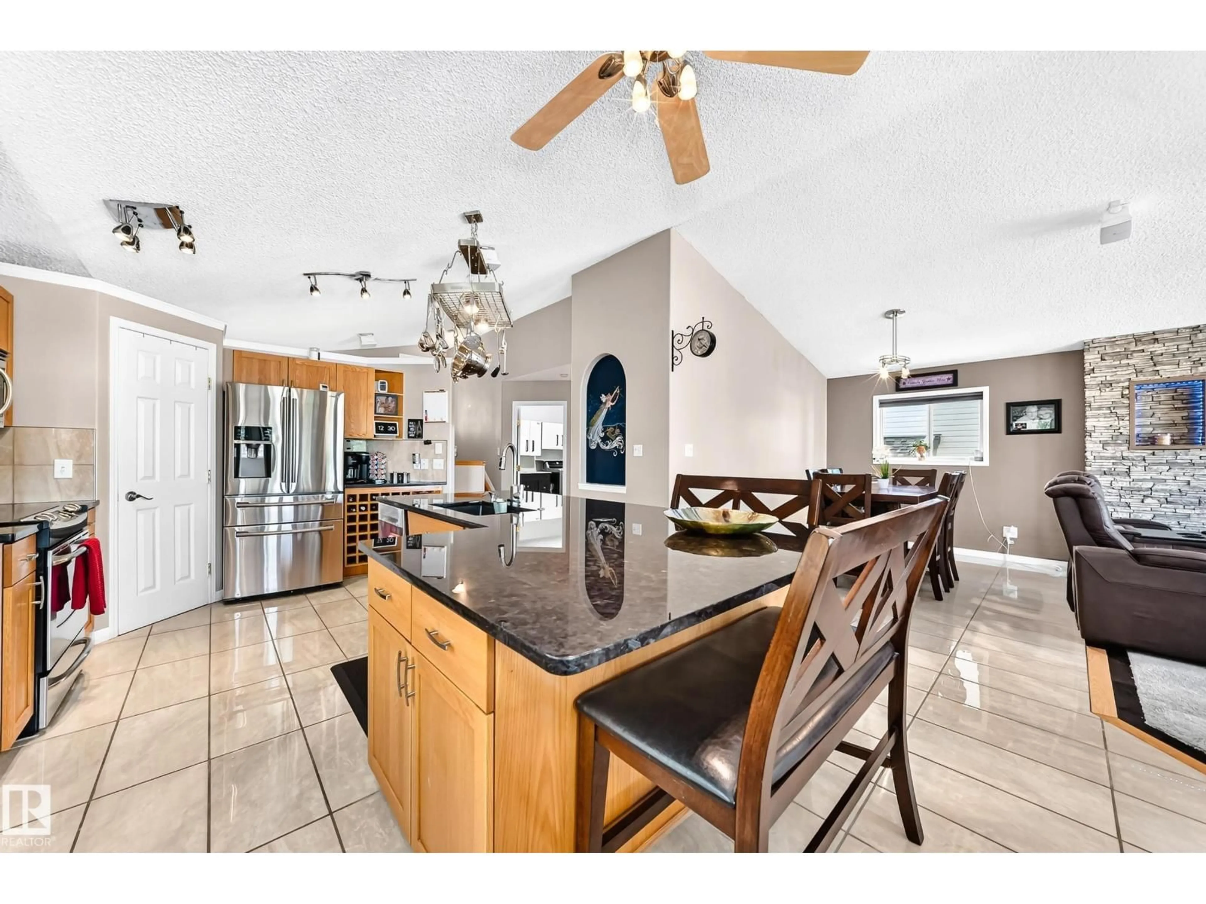 Open concept kitchen, ceramic/tile floor for 168 FOXHAVEN PL, Sherwood Park Alberta T8A5Y3