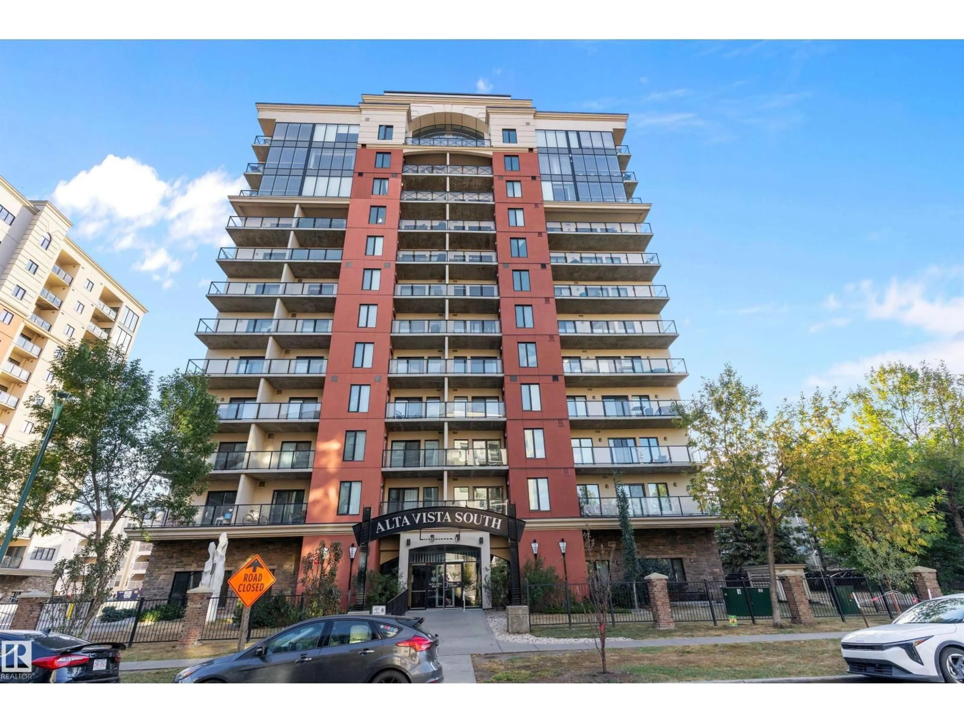 Unknown for #702 - 10303 111 ST NW, Edmonton Alberta T5K0C6