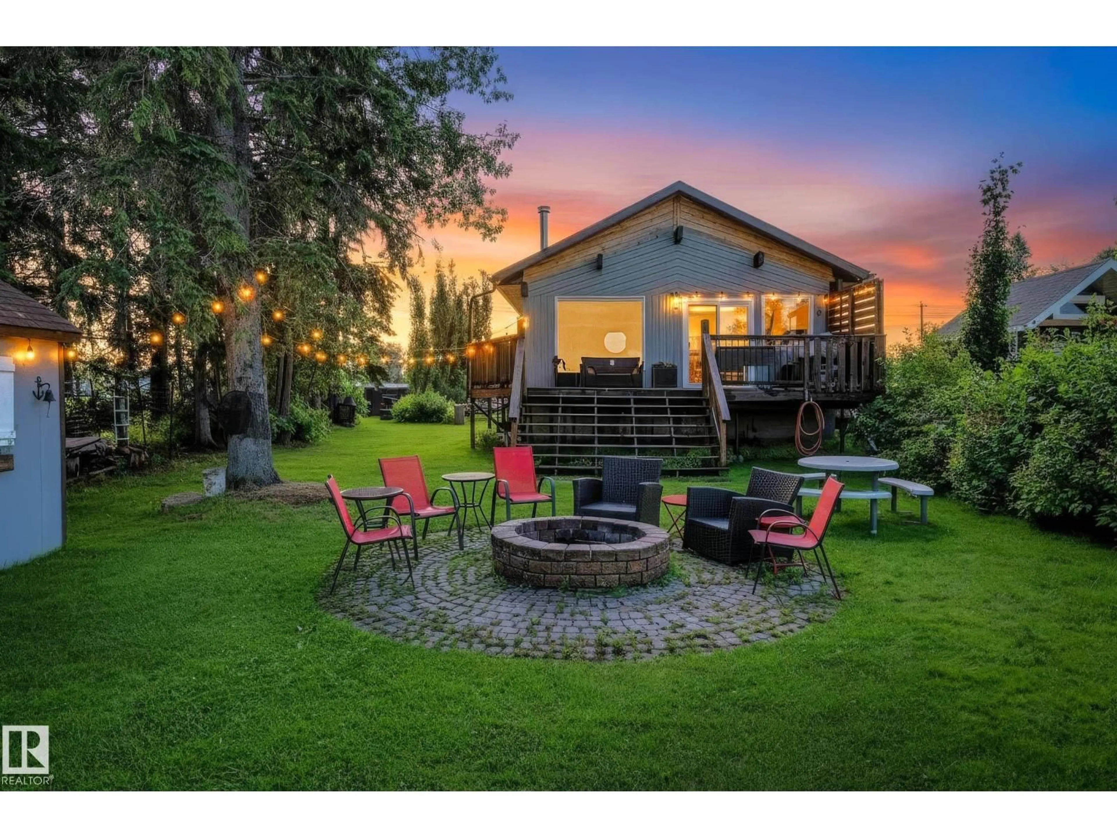 Patio, unknown for 624 LAKESHORE DR, Rural Wetaskiwin County Alberta T0C0T0