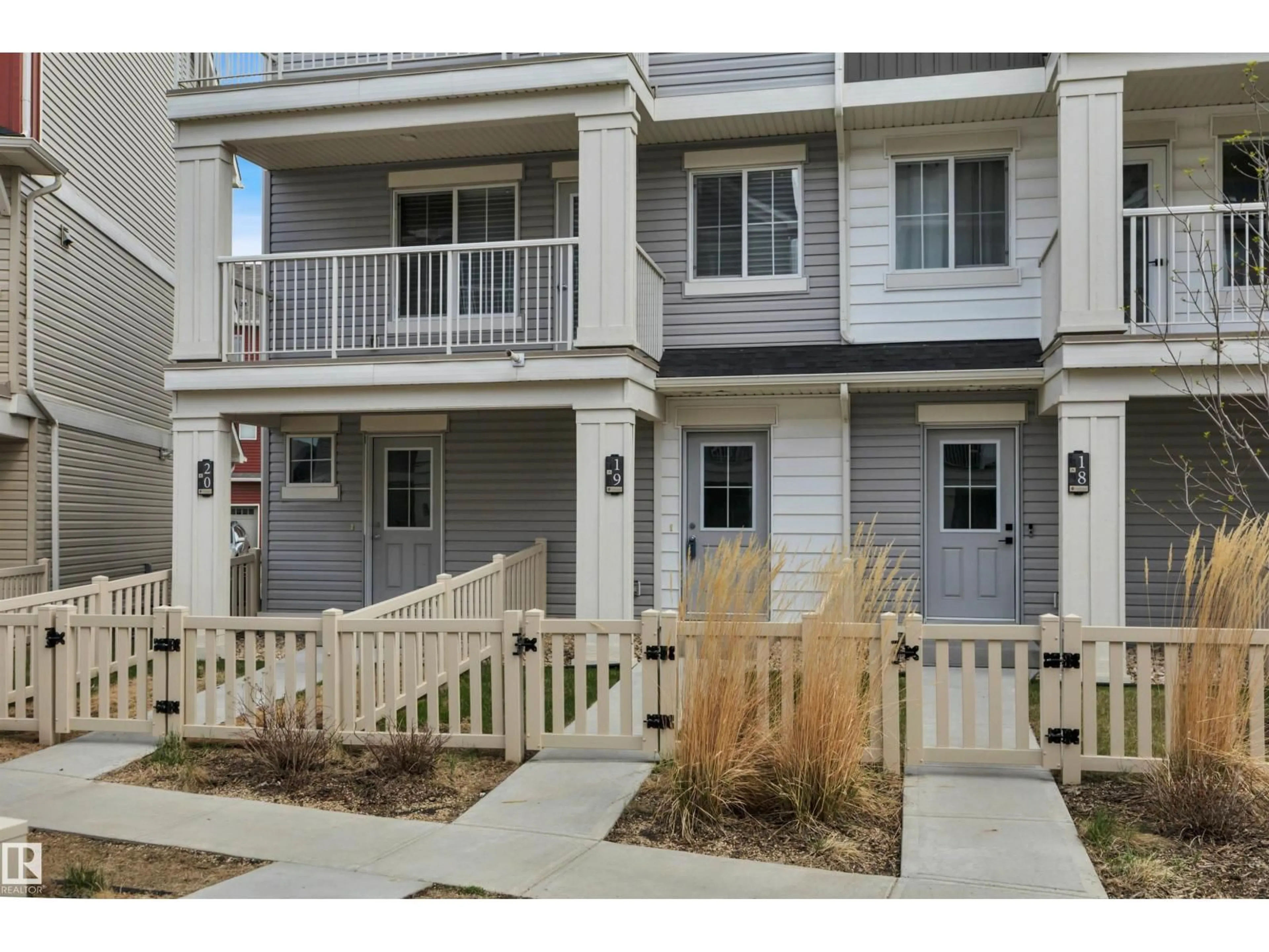 Patio, street for 19 - 1110 DANIELS LINK LI, Edmonton Alberta T6W4N6