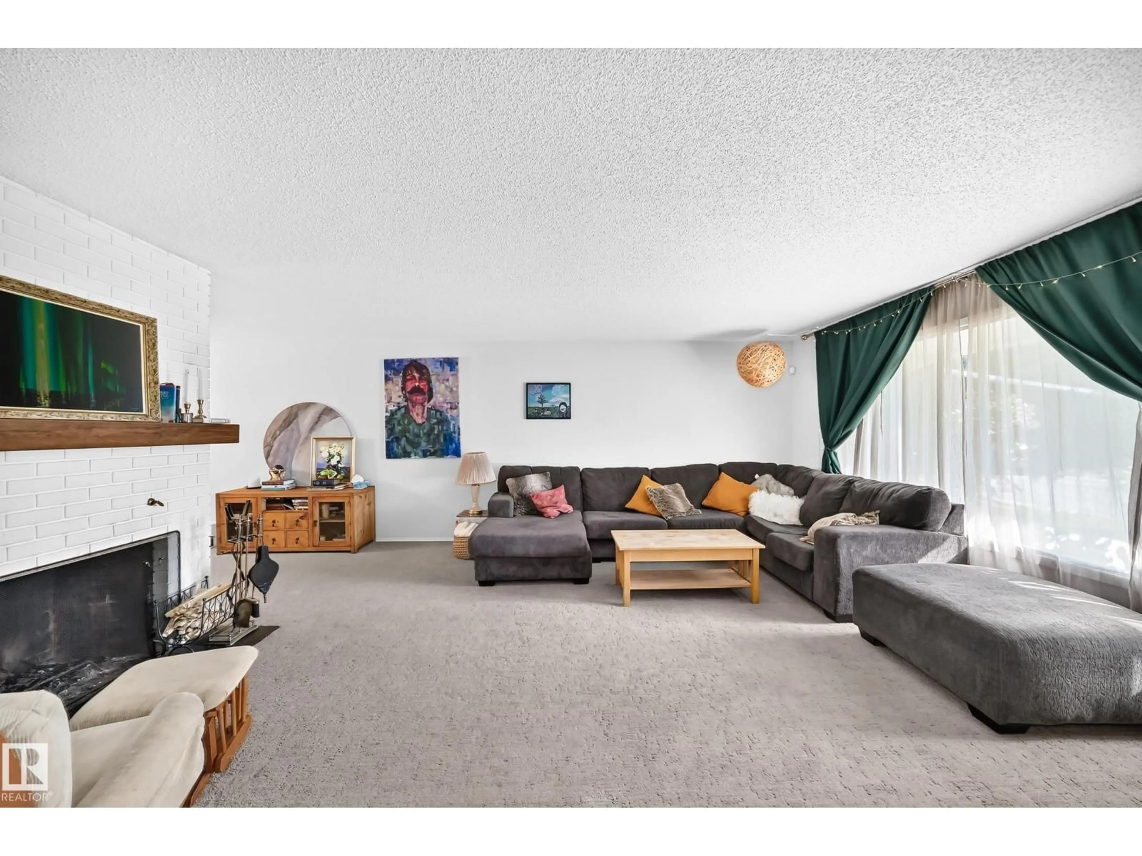 Living room with furniture, unknown for 3516 117A ST NW, Edmonton Alberta T6J1V4