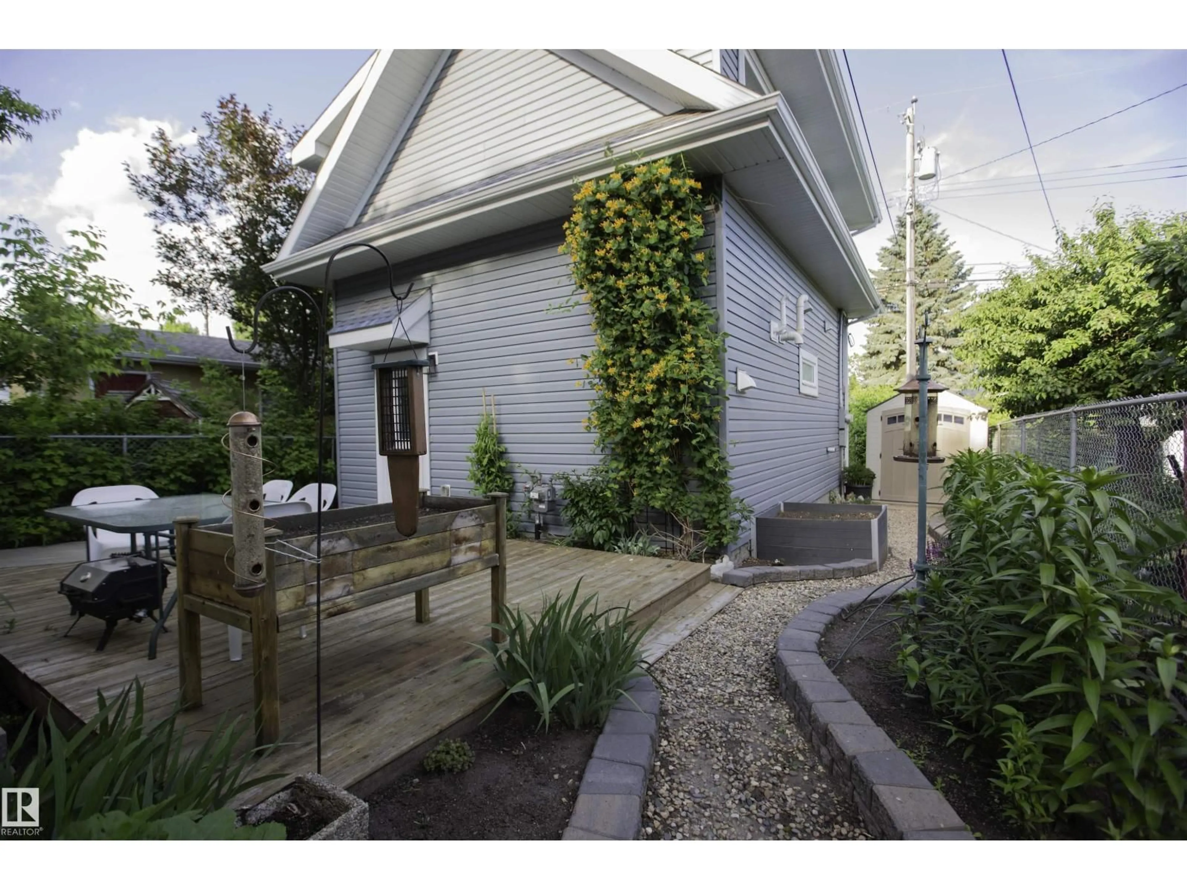 Unknown for 11131 52 ST, Edmonton Alberta T5W3H6