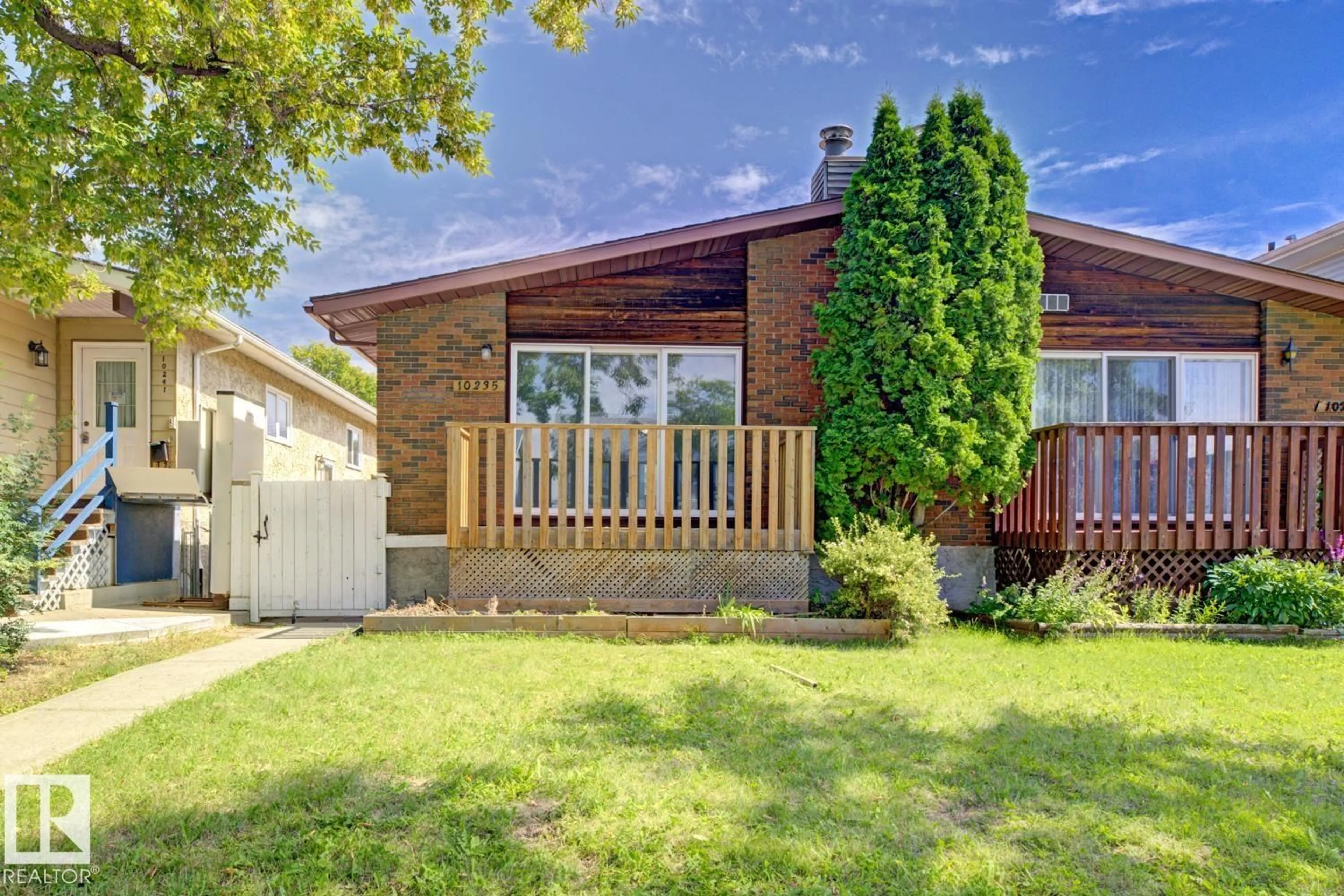 Unknown for 10235 152 ST, Edmonton Alberta T5P1Y3
