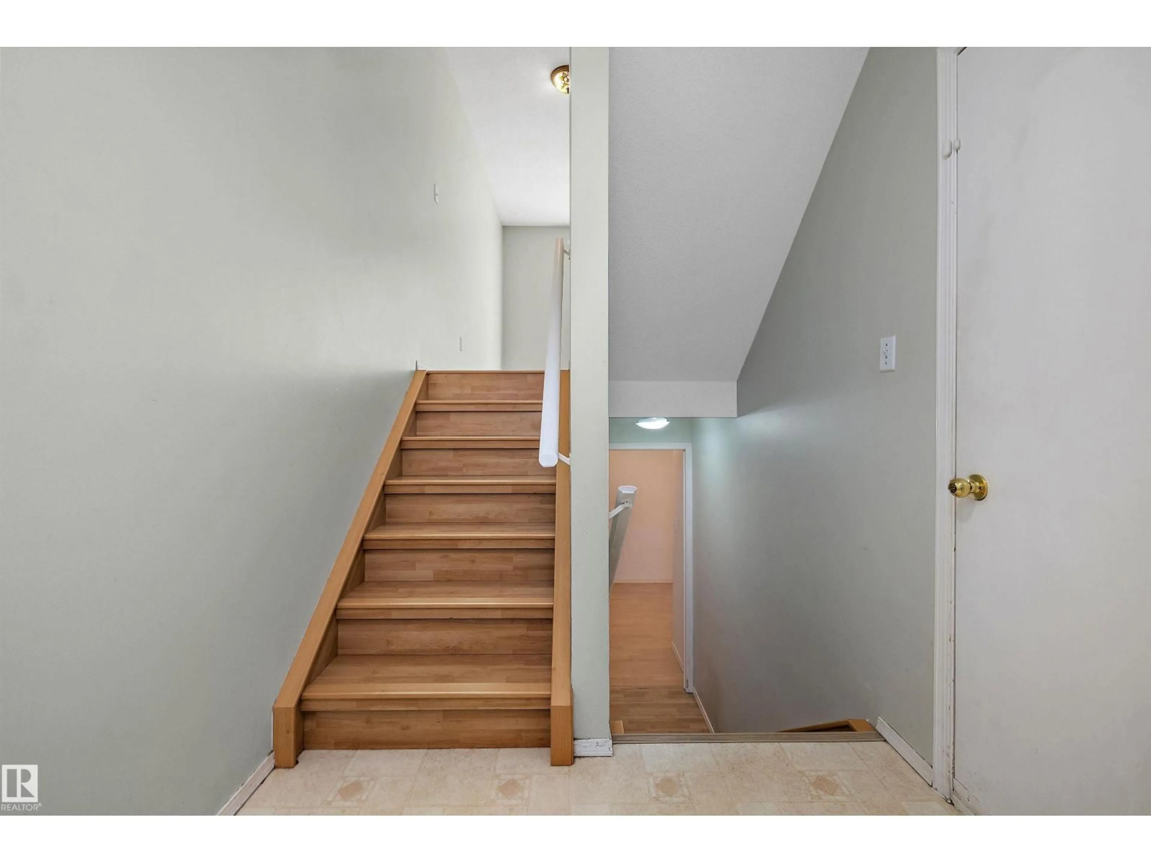 Unknown for 9520 - 29 174 ST NW, Edmonton Alberta T5T5Z3