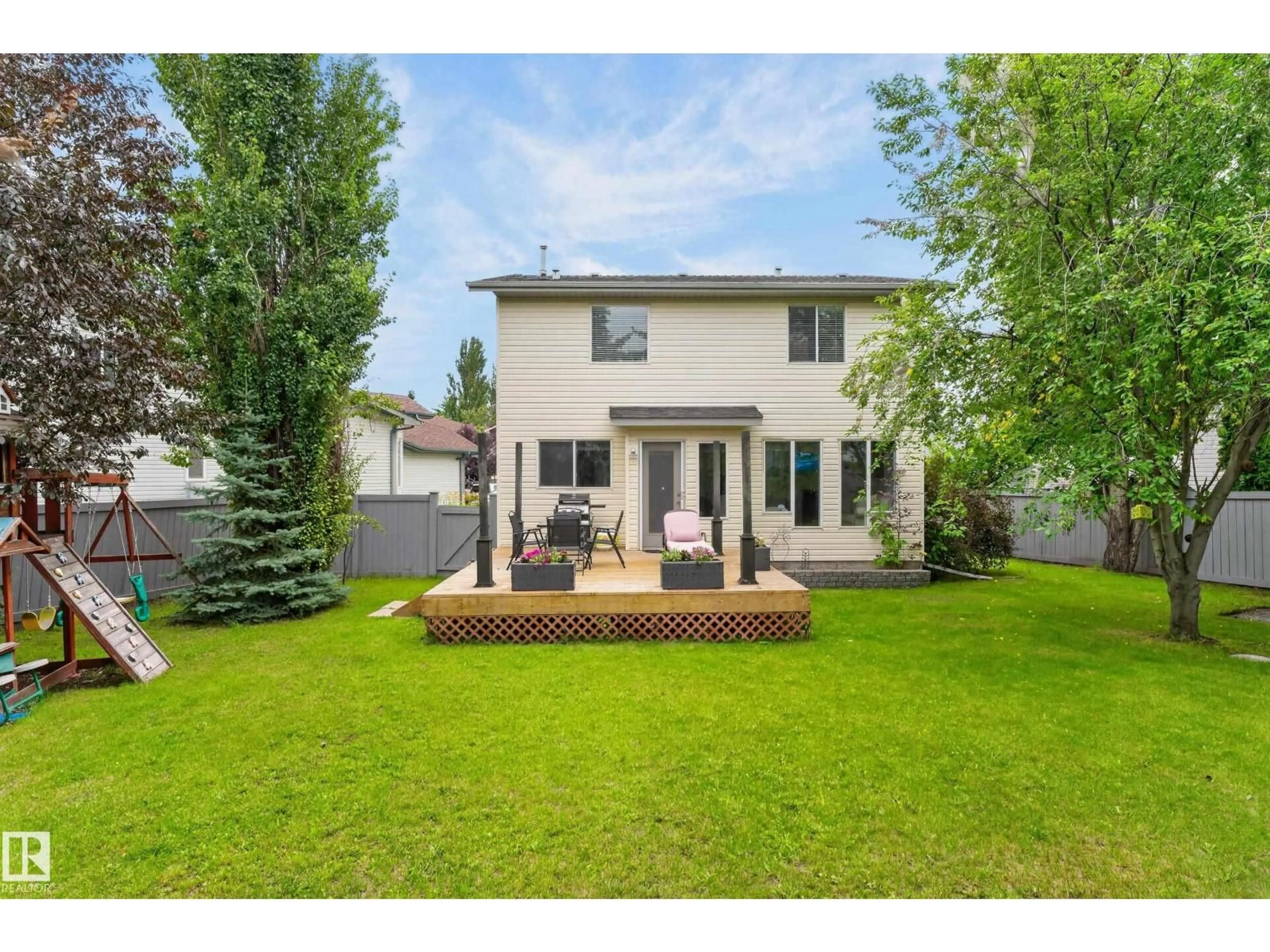 A pic from outside/outdoor area/front of a property/back of a property/a pic from drone, street for 12724 148 AV, Edmonton Alberta T6V1C4