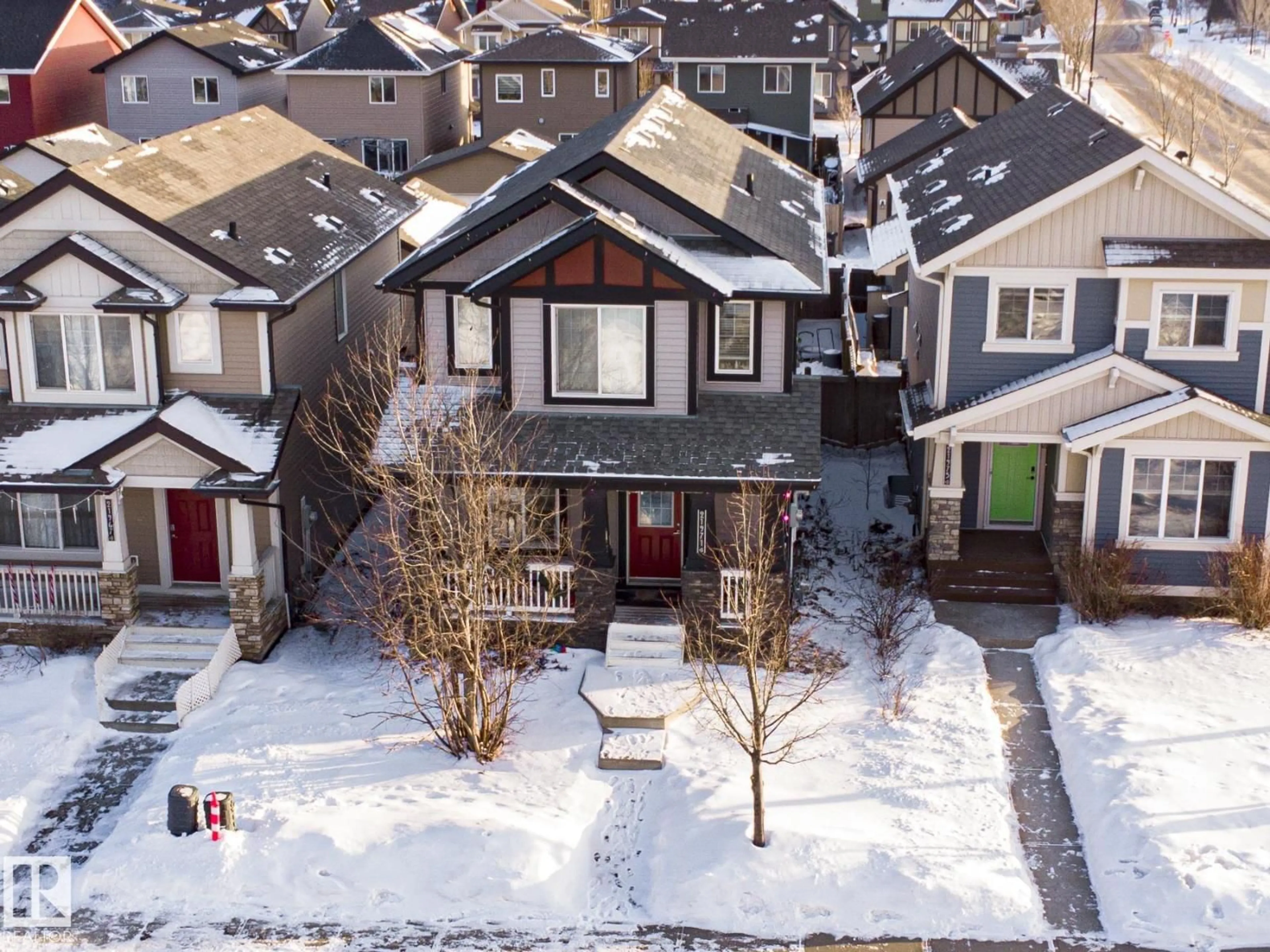 A pic from outside/outdoor area/front of a property/back of a property/a pic from drone, street for 21971 91 AV, Edmonton Alberta T5T6Z8