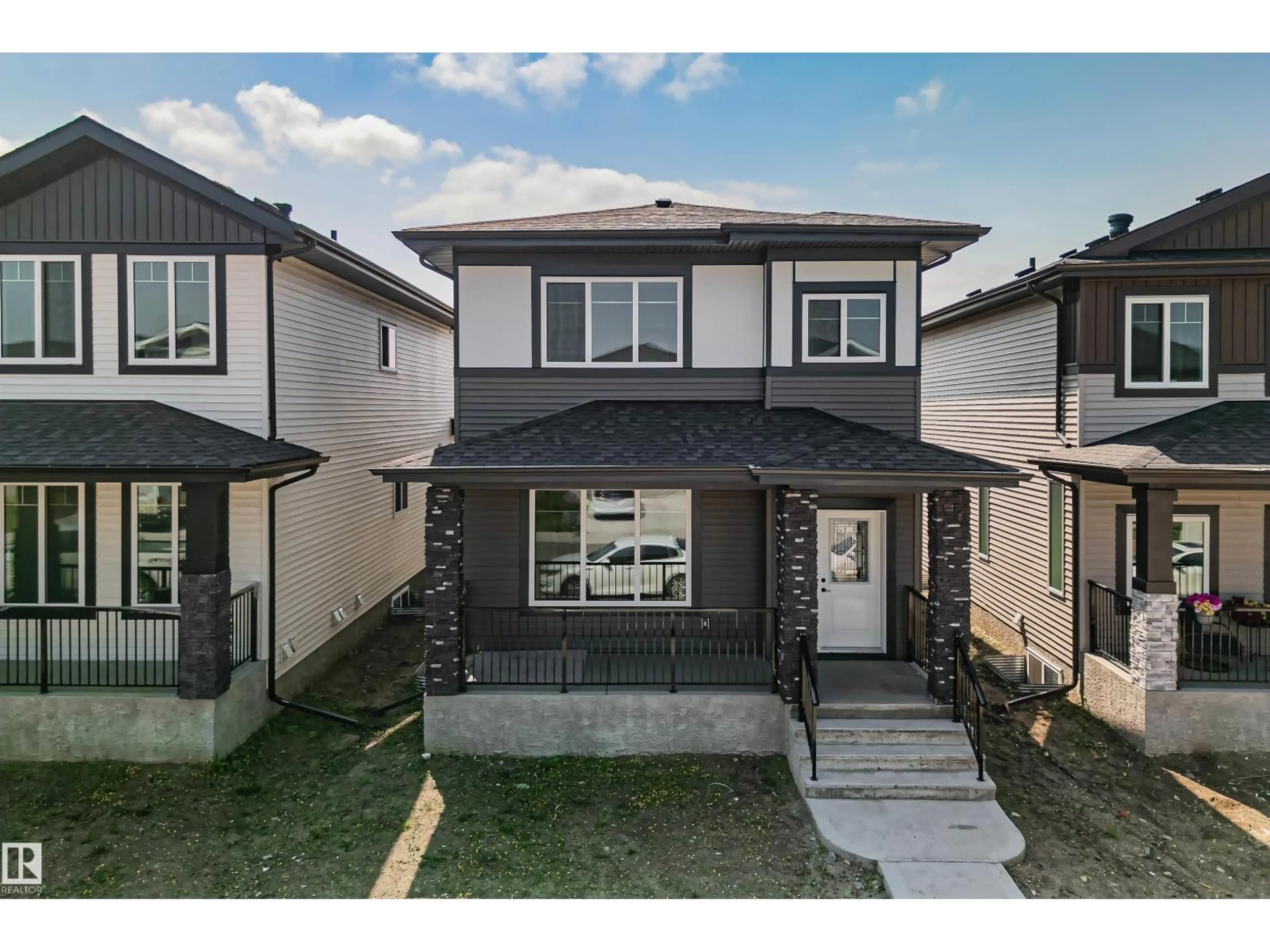 A pic from outside/outdoor area/front of a property/back of a property/a pic from drone, street for 324 ROBERTS WD, Leduc Alberta T9E1P9