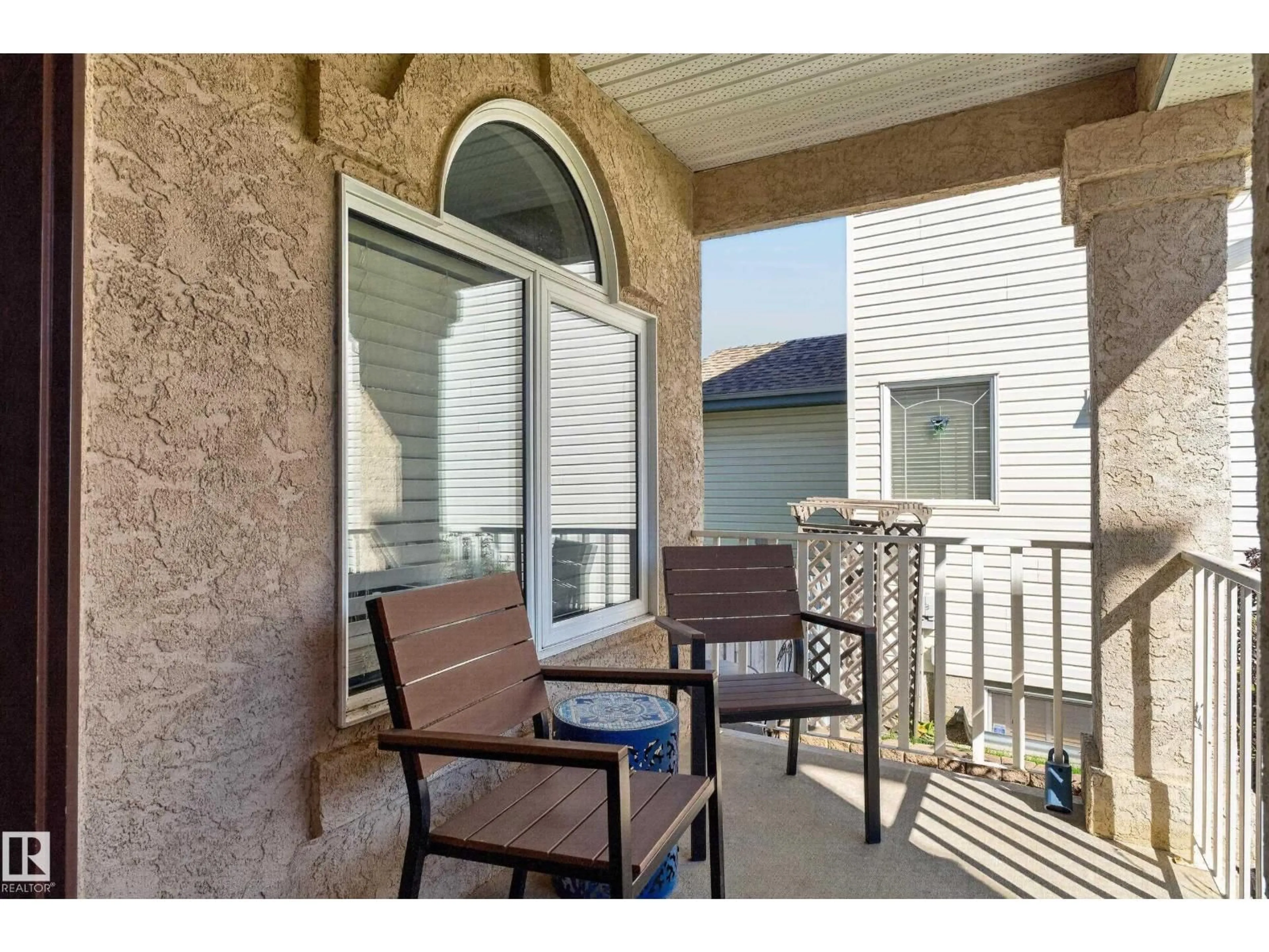 Patio, water/lake/river/ocean view for 30 HILLCREST PL, St. Albert Alberta T8N6S2