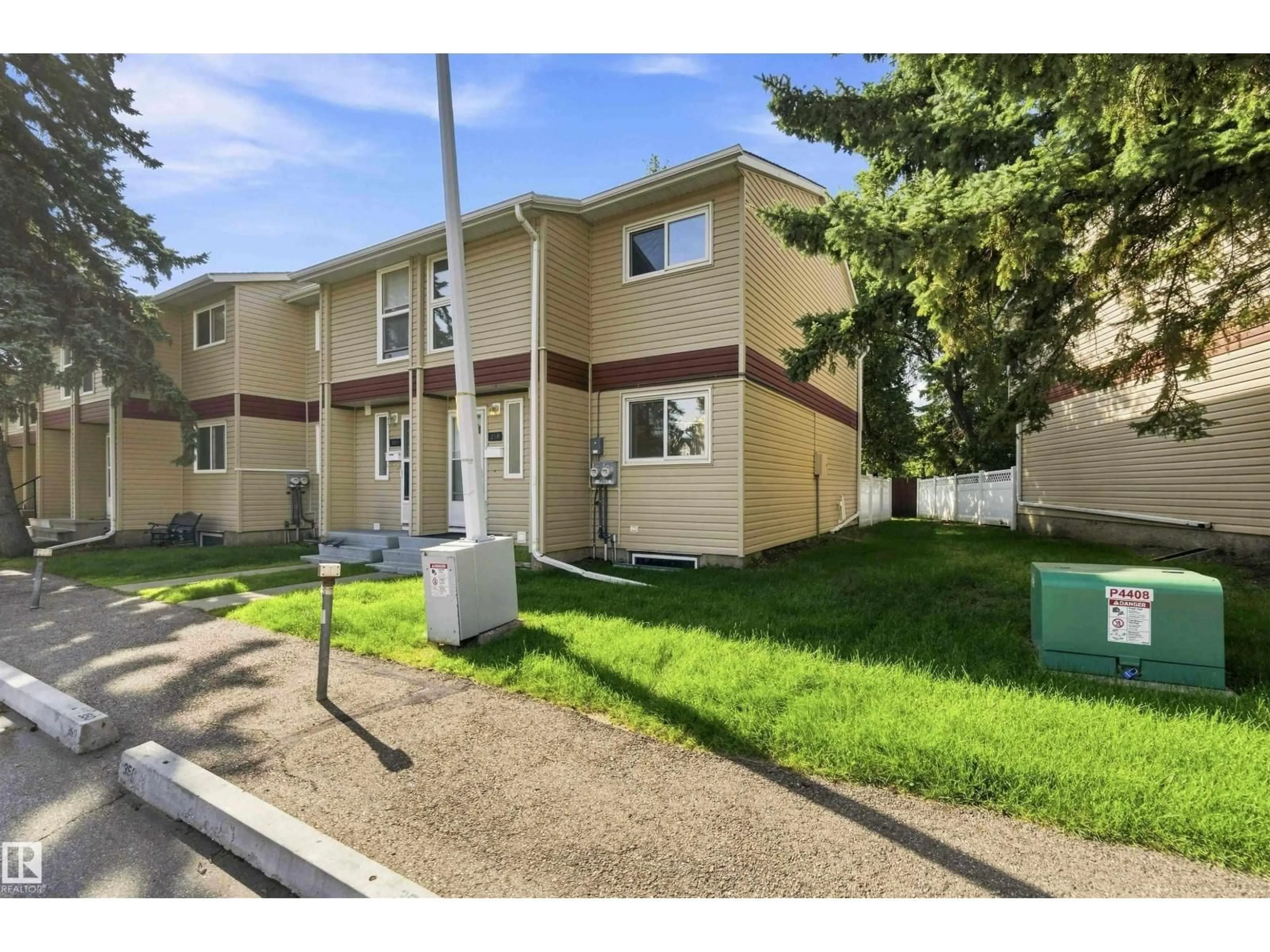 Unknown for 350 CLAREVIEW RD, Edmonton Alberta T5A4G6
