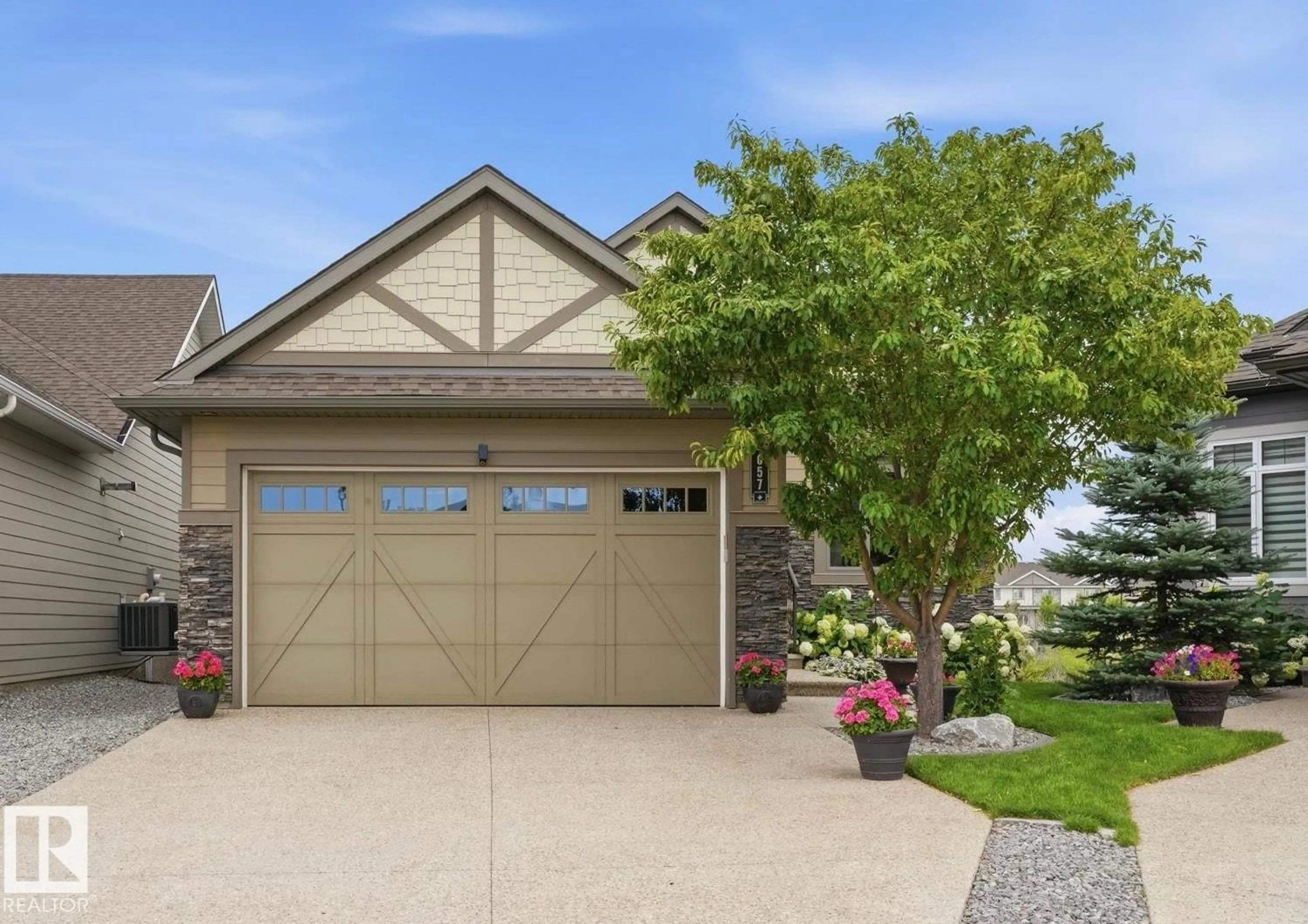 Unknown for 657 178A ST, Edmonton Alberta T6W2L5