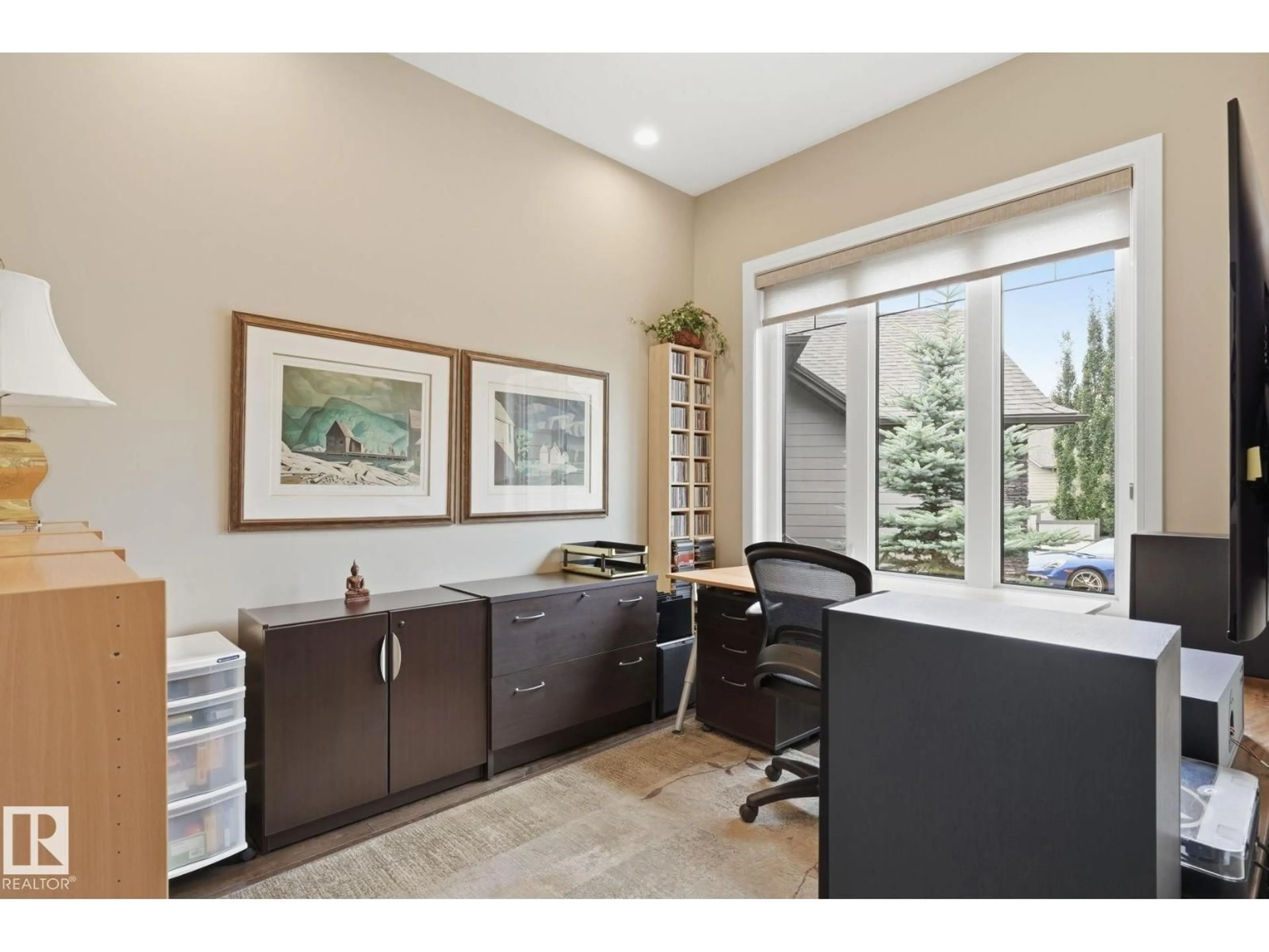 A pic of a room for 657 178A ST, Edmonton Alberta T6W2L5