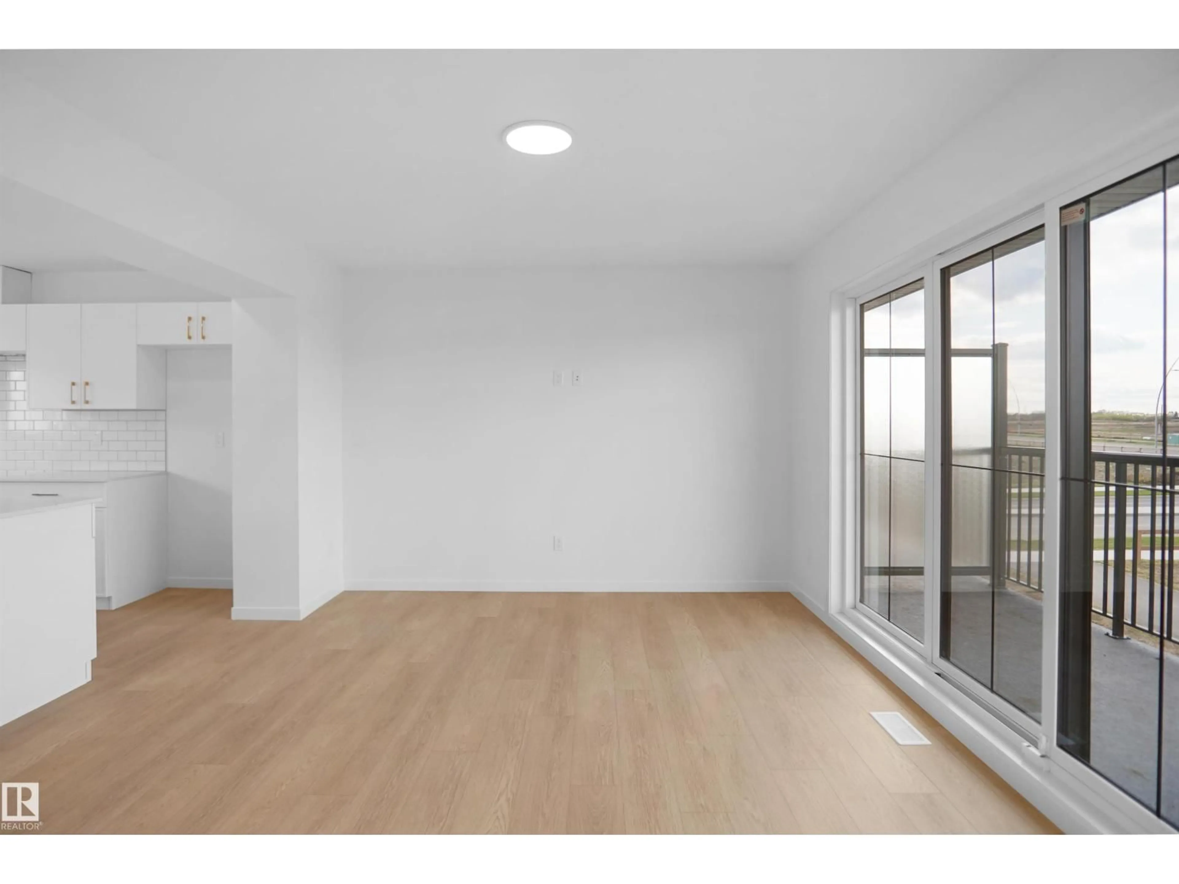 A pic of a room for 71 17319 5 ST NE, Edmonton Alberta T5Y4G1