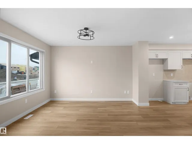 NE - 508 176 AV, Edmonton 3