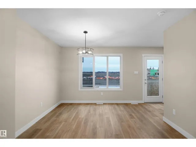 NE - 508 176 AV, Edmonton 5