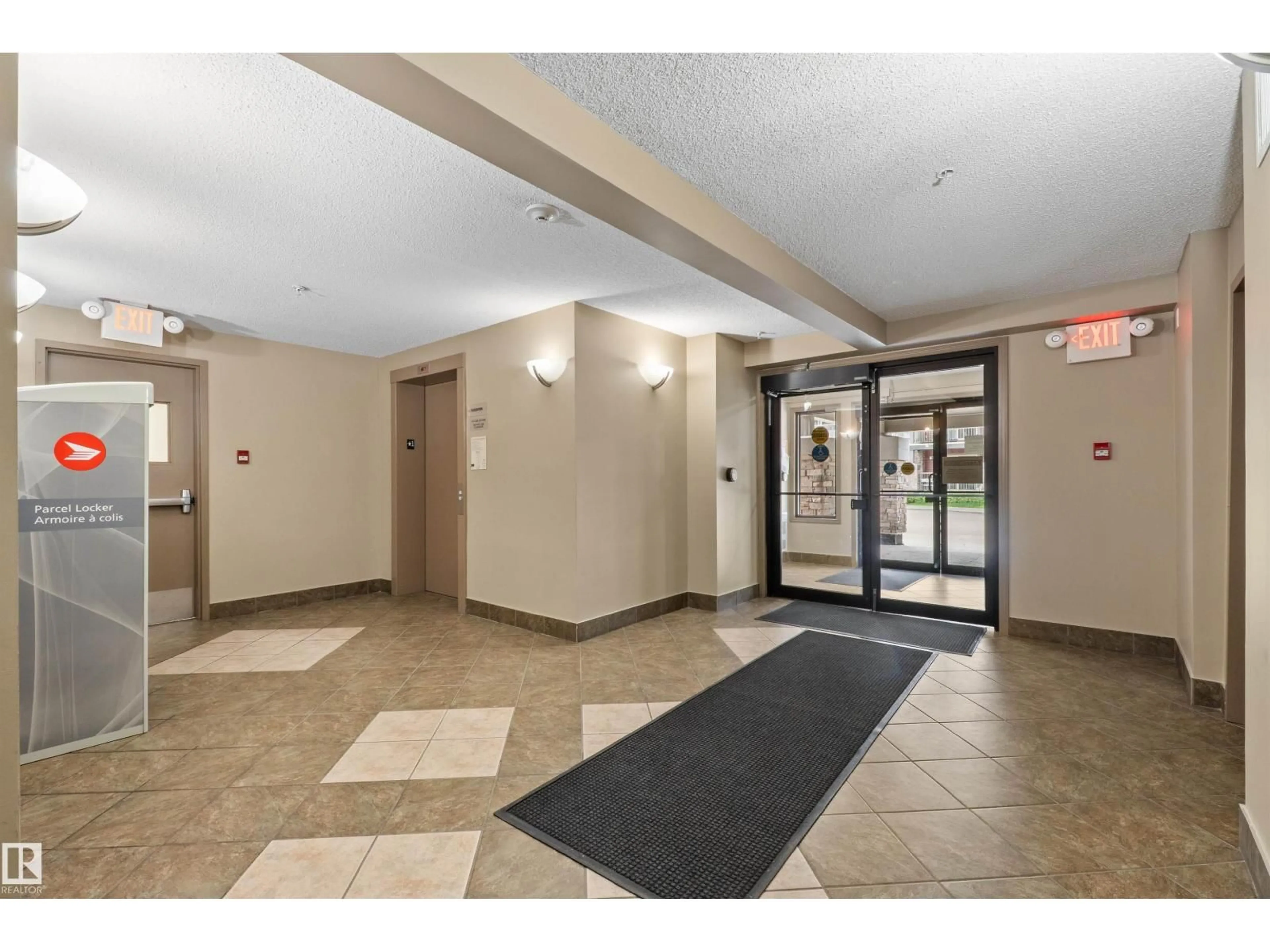 Indoor foyer for #209 - 103 AMBLESIDE DRIVE, Edmonton Alberta T6W0J4