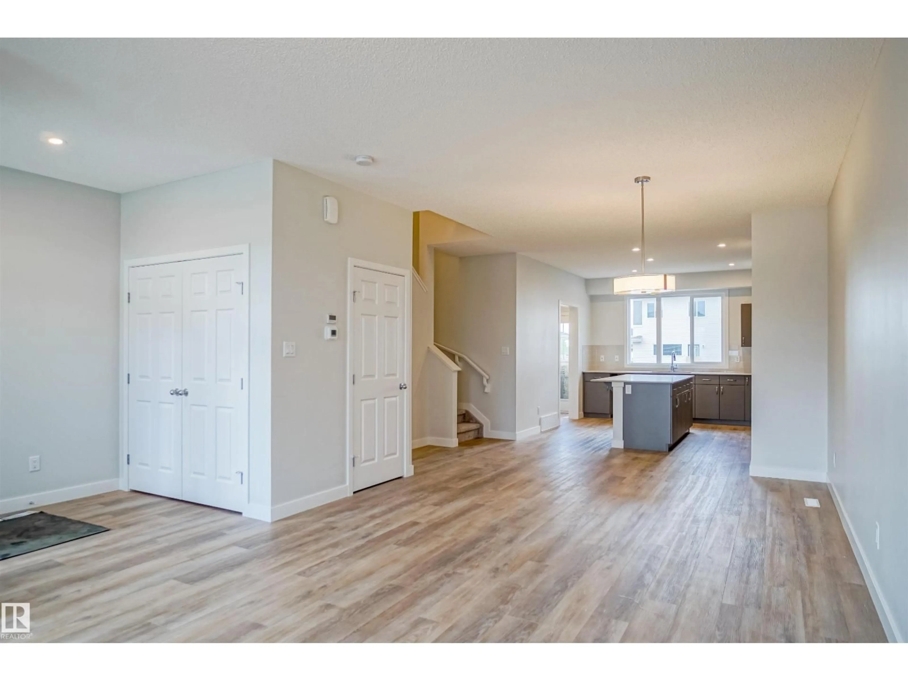 Unknown for NW - 21148 25 AV, Edmonton Alberta T6M2N6