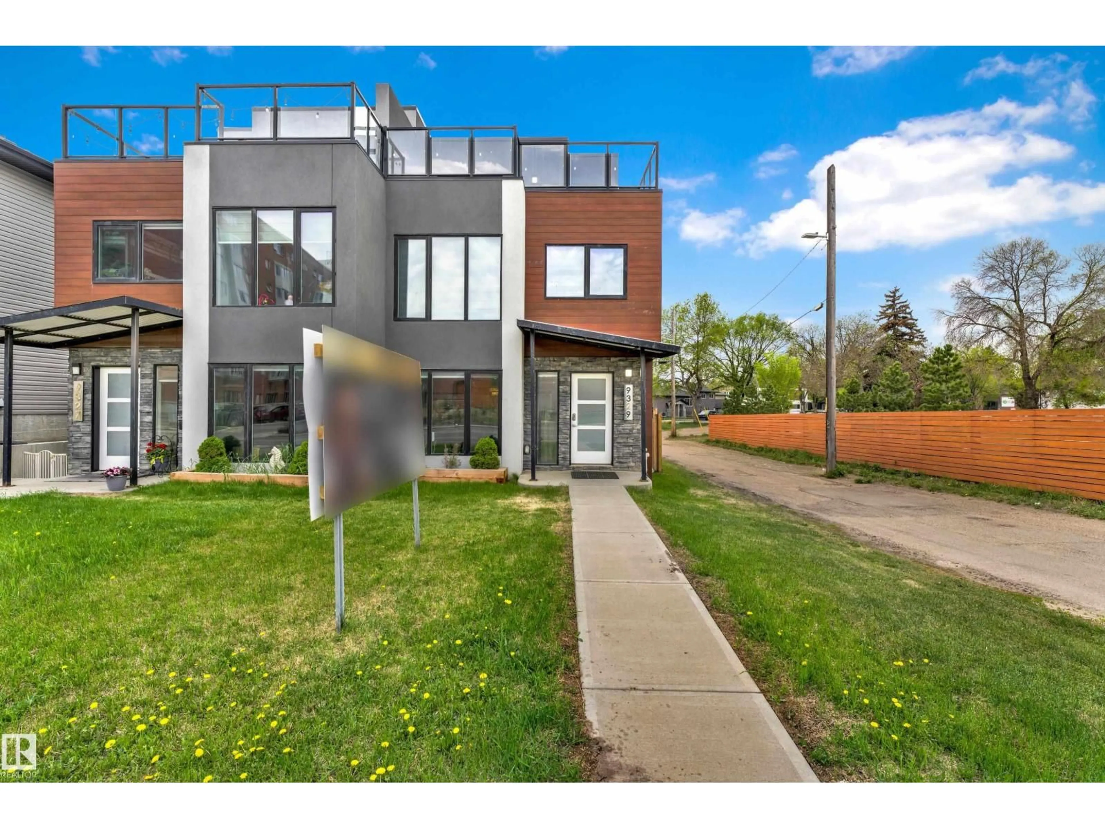 Unknown for 9329 CONNORS RD, Edmonton Alberta T6C4B9