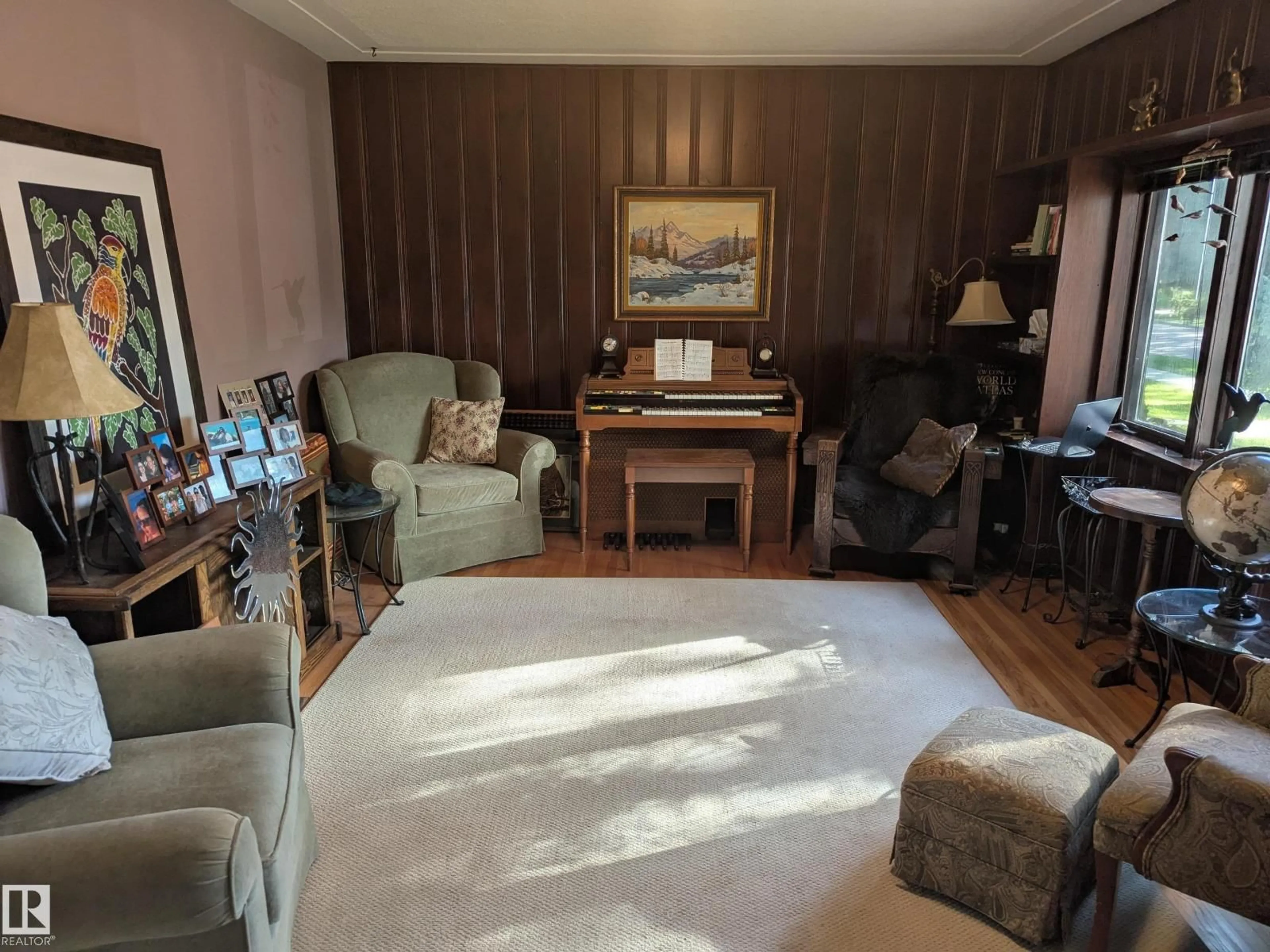 A pic of a room for 6551 112A ST, Edmonton Alberta T6H4R4