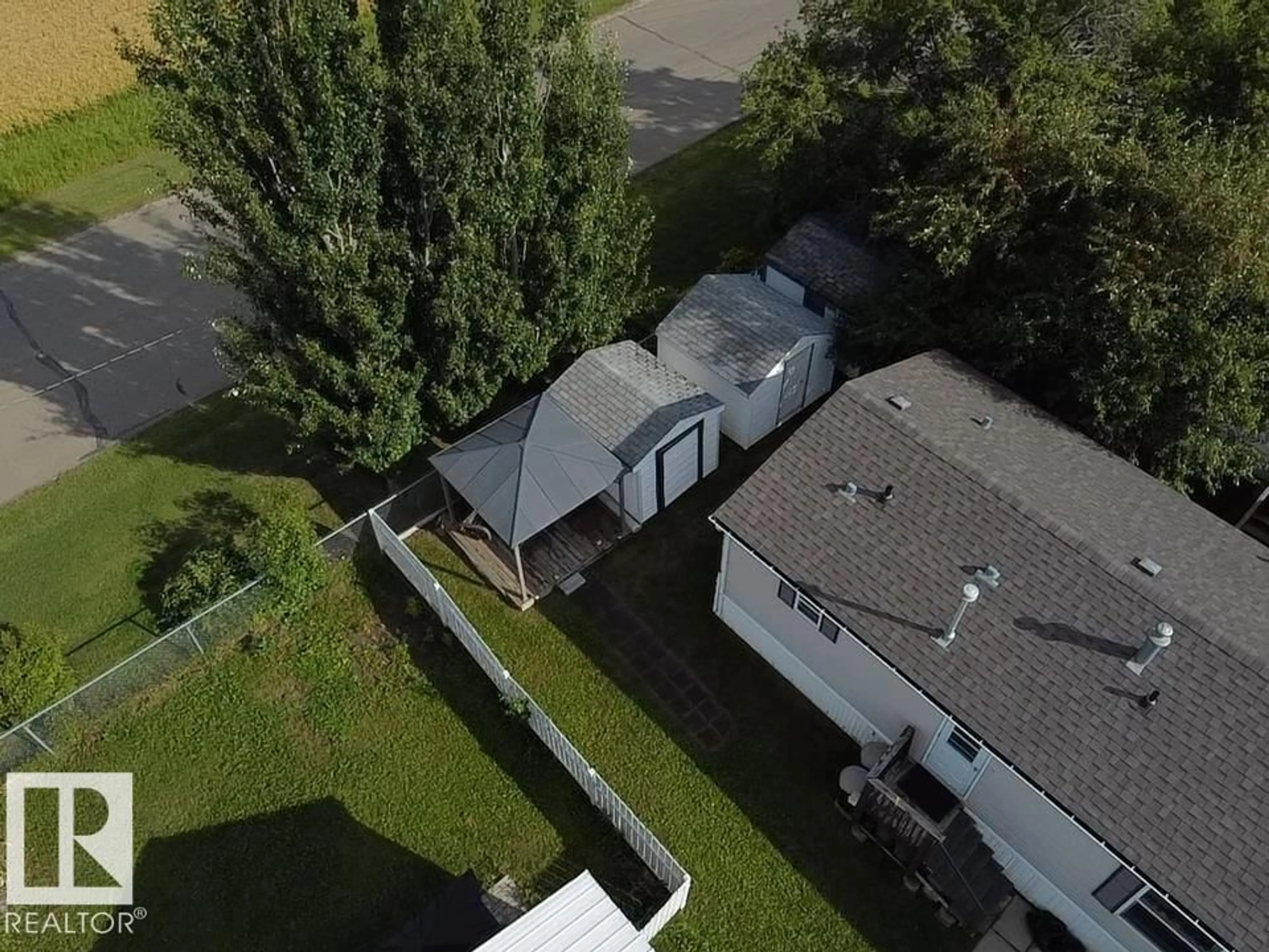 A pic from outside/outdoor area/front of a property/back of a property/a pic from drone, street for #56 - 4202 45 ST, Wetaskiwin Alberta T9A2L3
