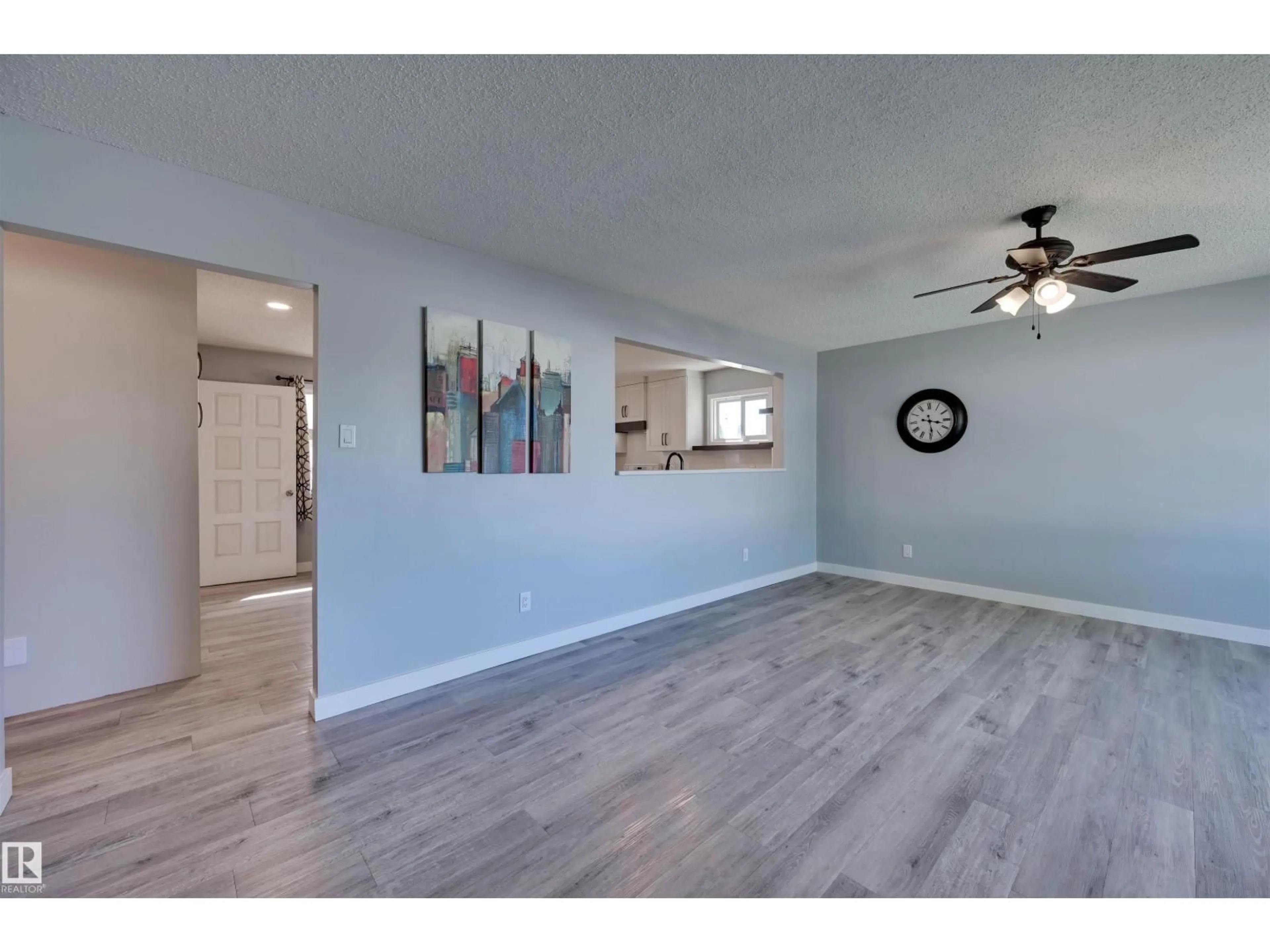 A pic of a room for 16231 96 AV, Edmonton Alberta T5P0C9