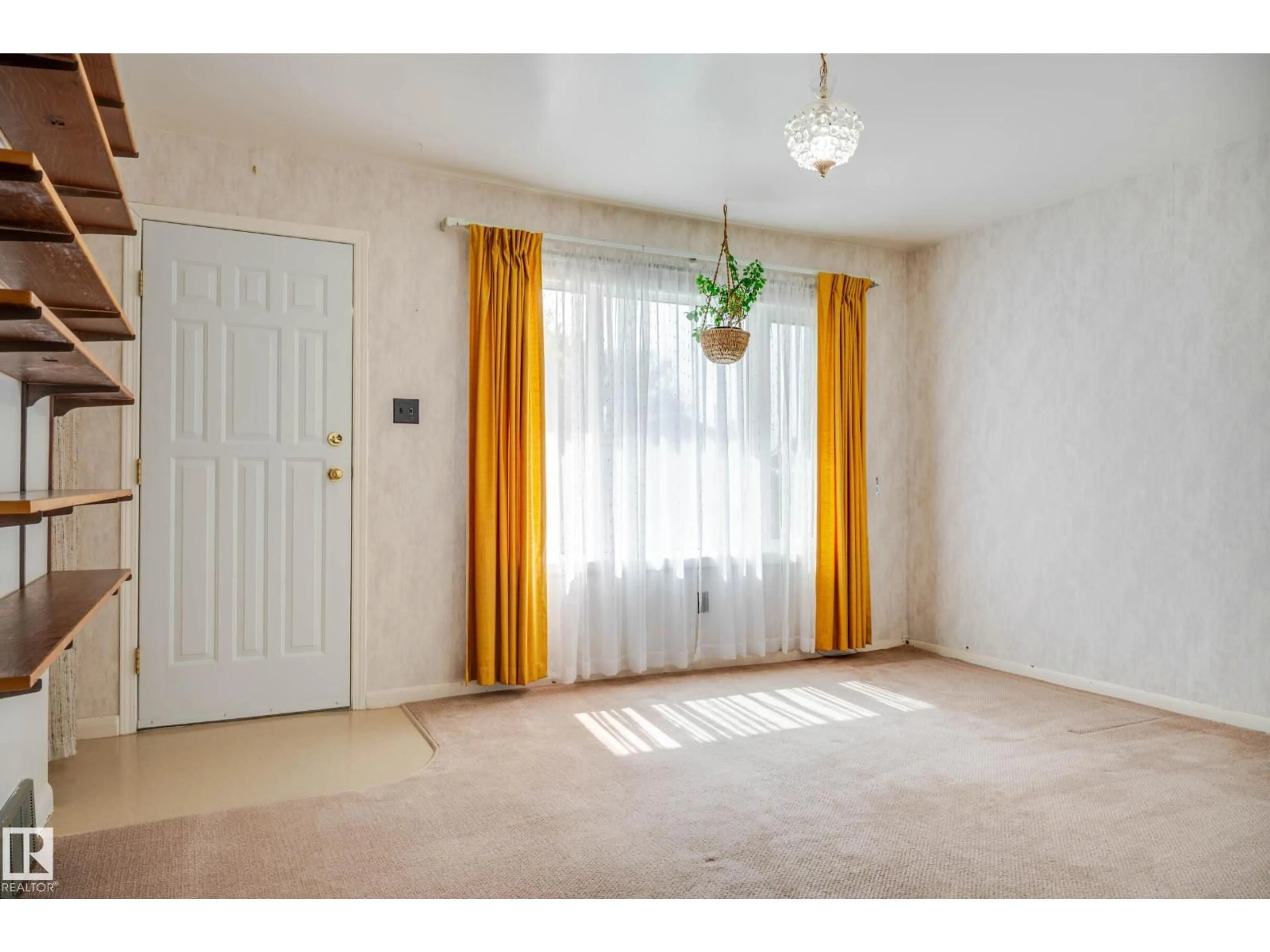 A pic of a room for 5710 51 AV, Cold Lake Alberta T9M1S4