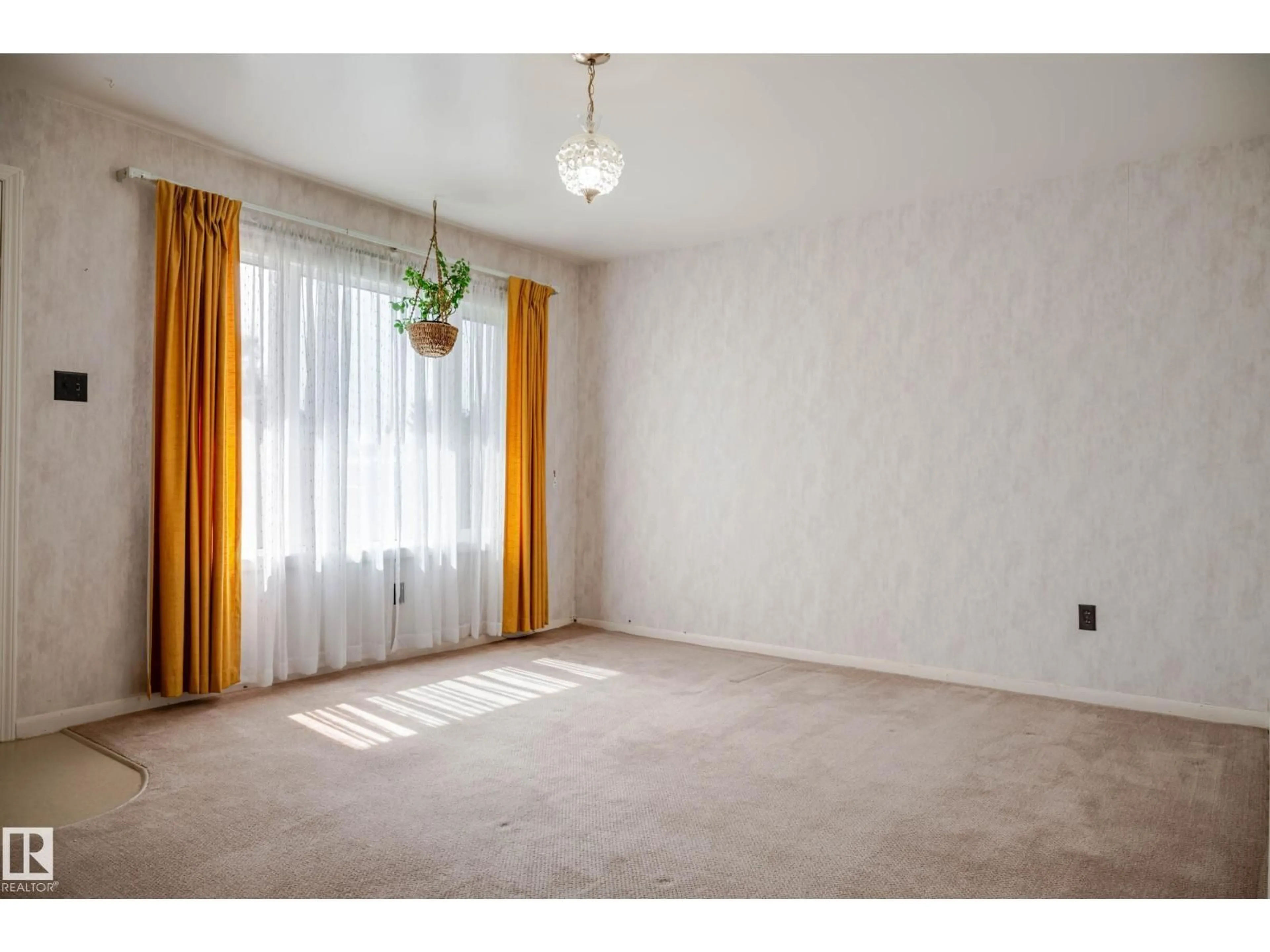 A pic of a room for 5710 51 AV, Cold Lake Alberta T9M1S4