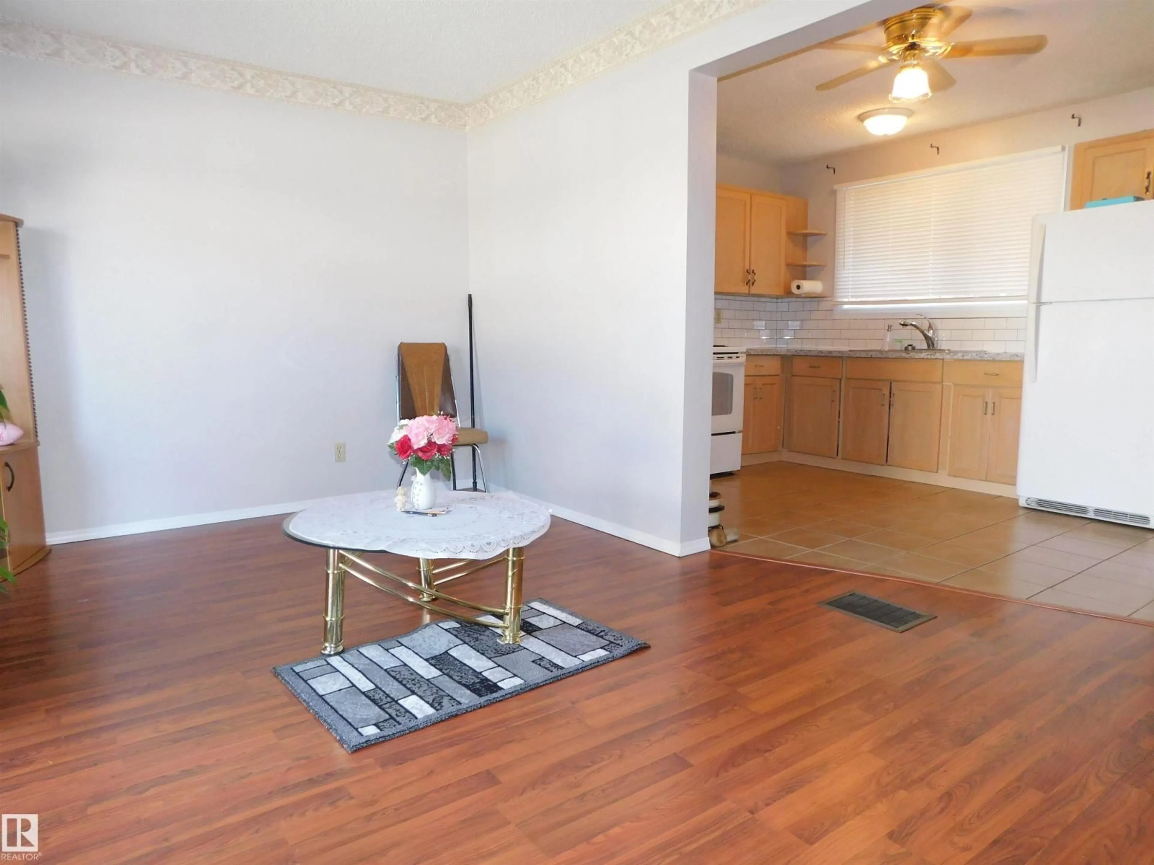 A pic of a room for 213 HABITAT CR, Edmonton Alberta T5A3K8