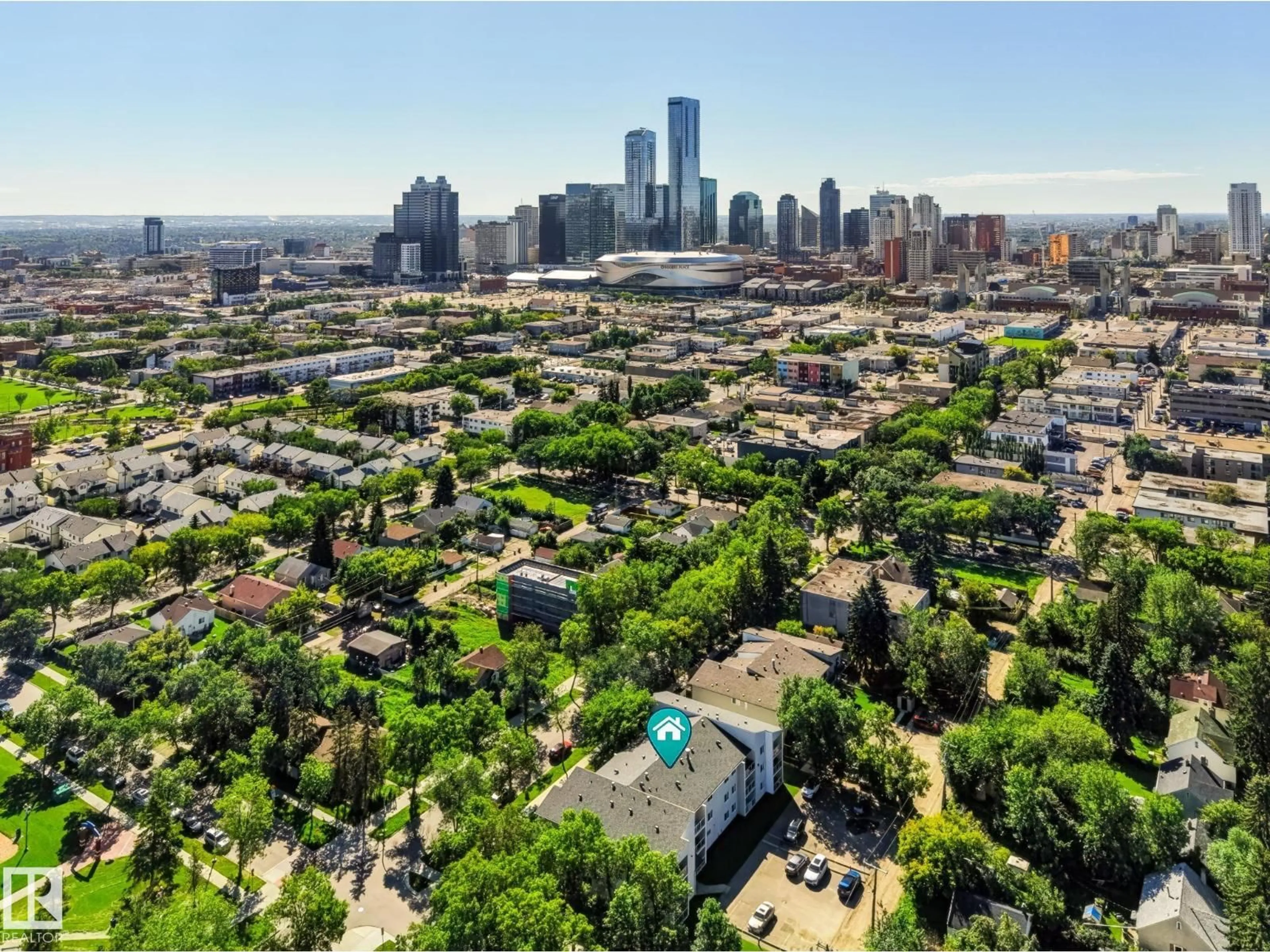 A pic from outside/outdoor area/front of a property/back of a property/a pic from drone, city buildings view from balcony for #101 - 10842 107 ST, Edmonton Alberta T5H2Z3
