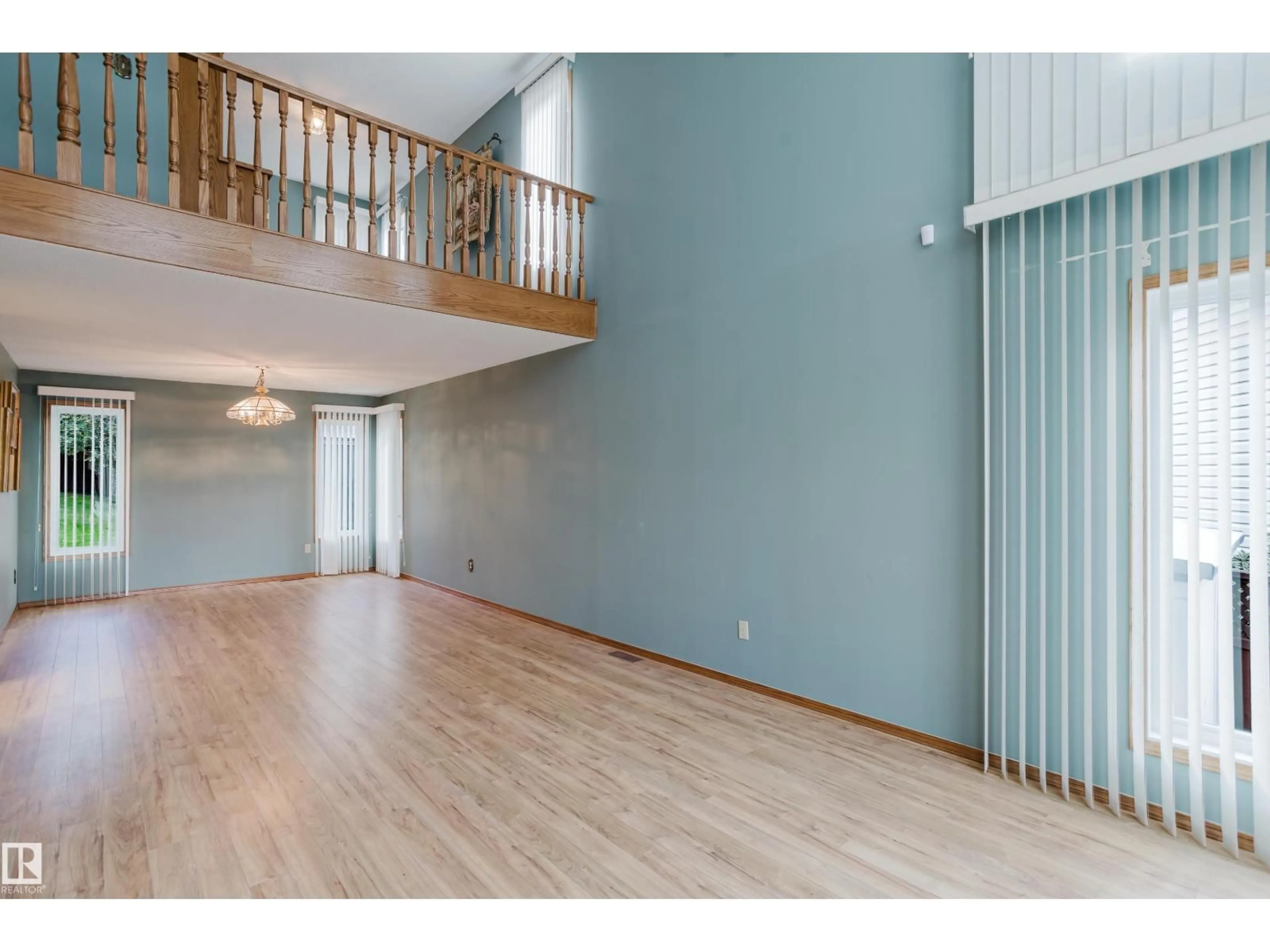 Unknown for 7 HILLTOP CR, Sherwood Park Alberta T8A5E3