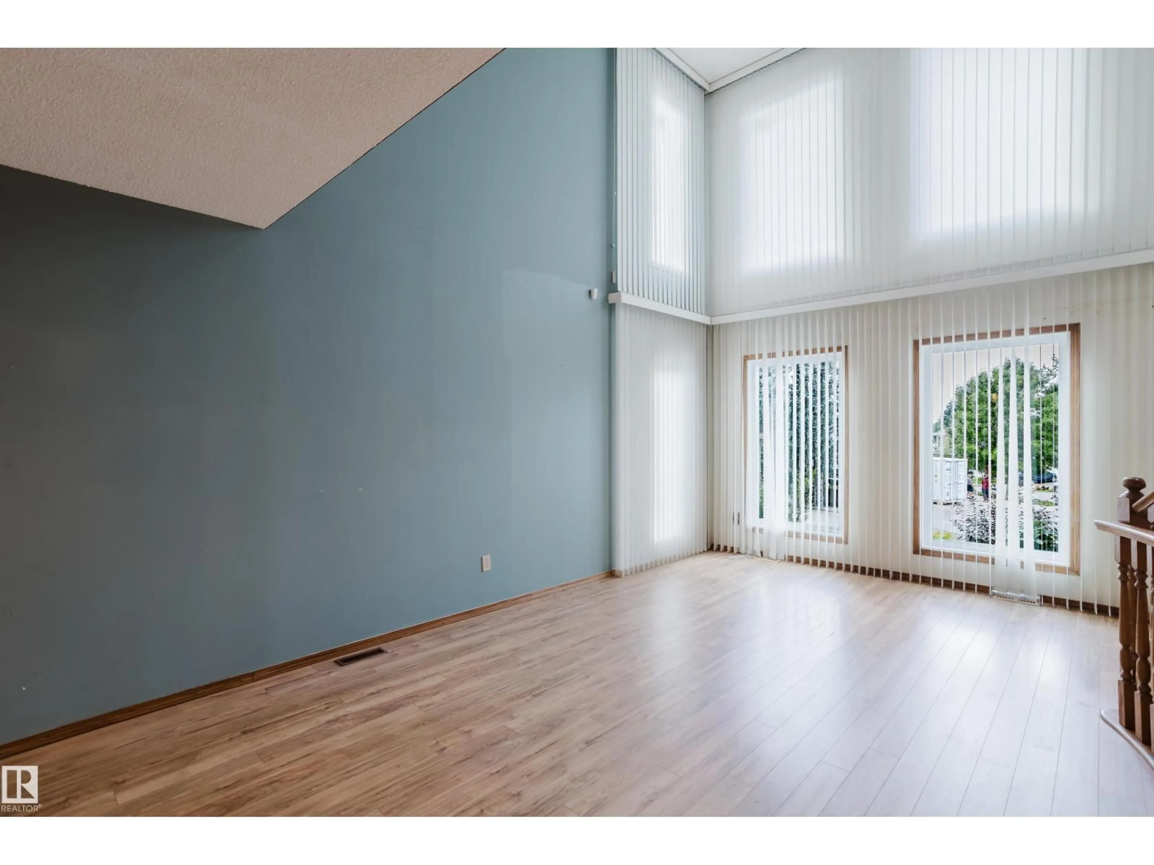 A pic of a room for 7 HILLTOP CR, Sherwood Park Alberta T8A5E3