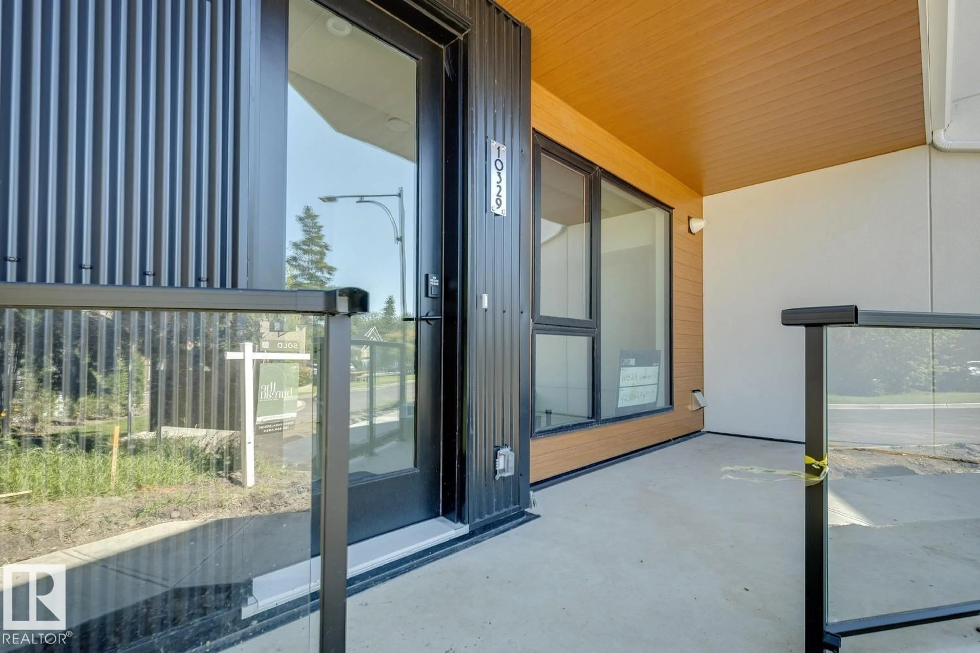 Patio, street for 10329 WADHURST RD, Edmonton Alberta T5N1T1
