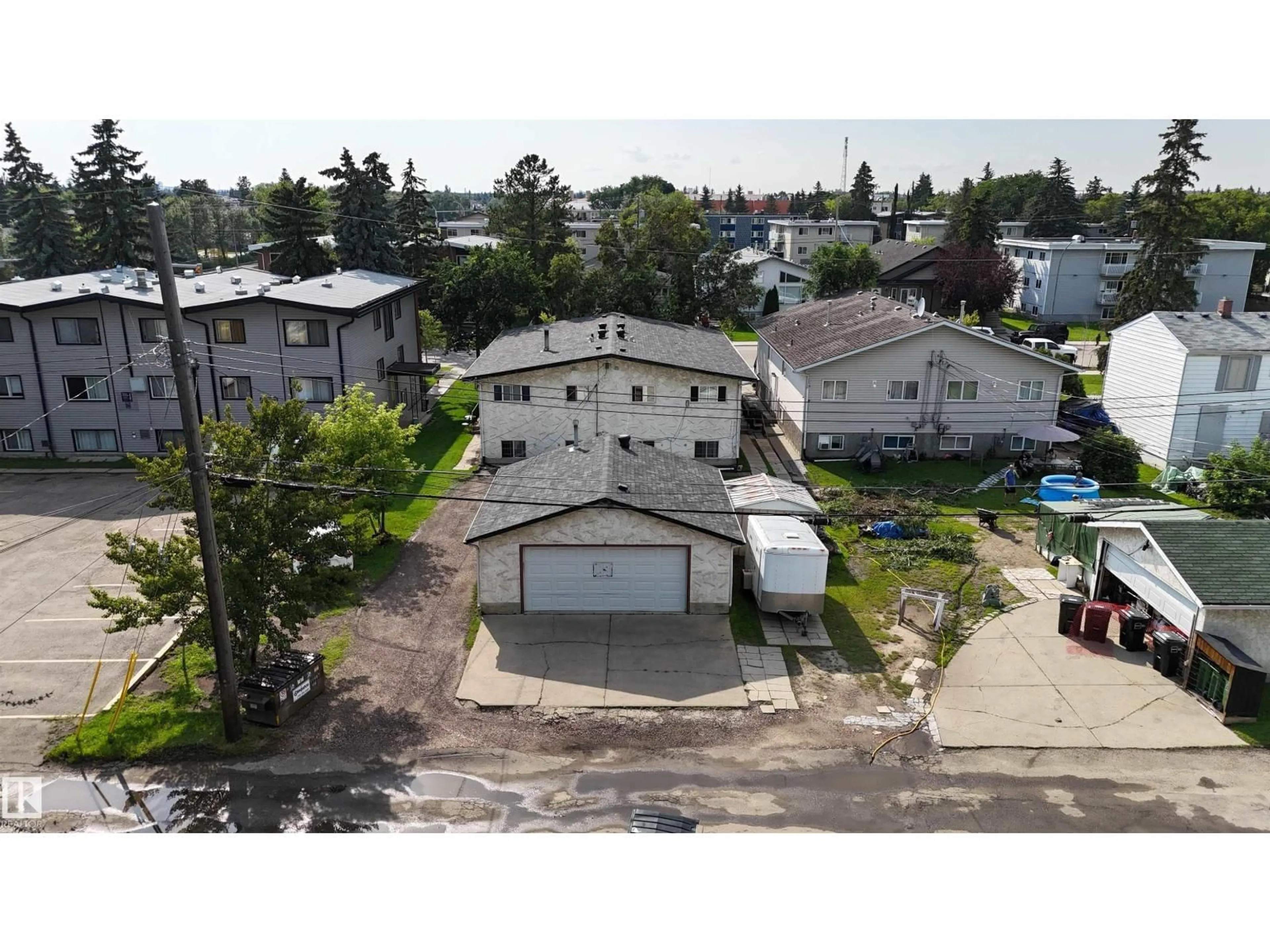 A pic from outside/outdoor area/front of a property/back of a property/a pic from drone, street for NW - 10013 153 ST, Edmonton Alberta T5P2B1