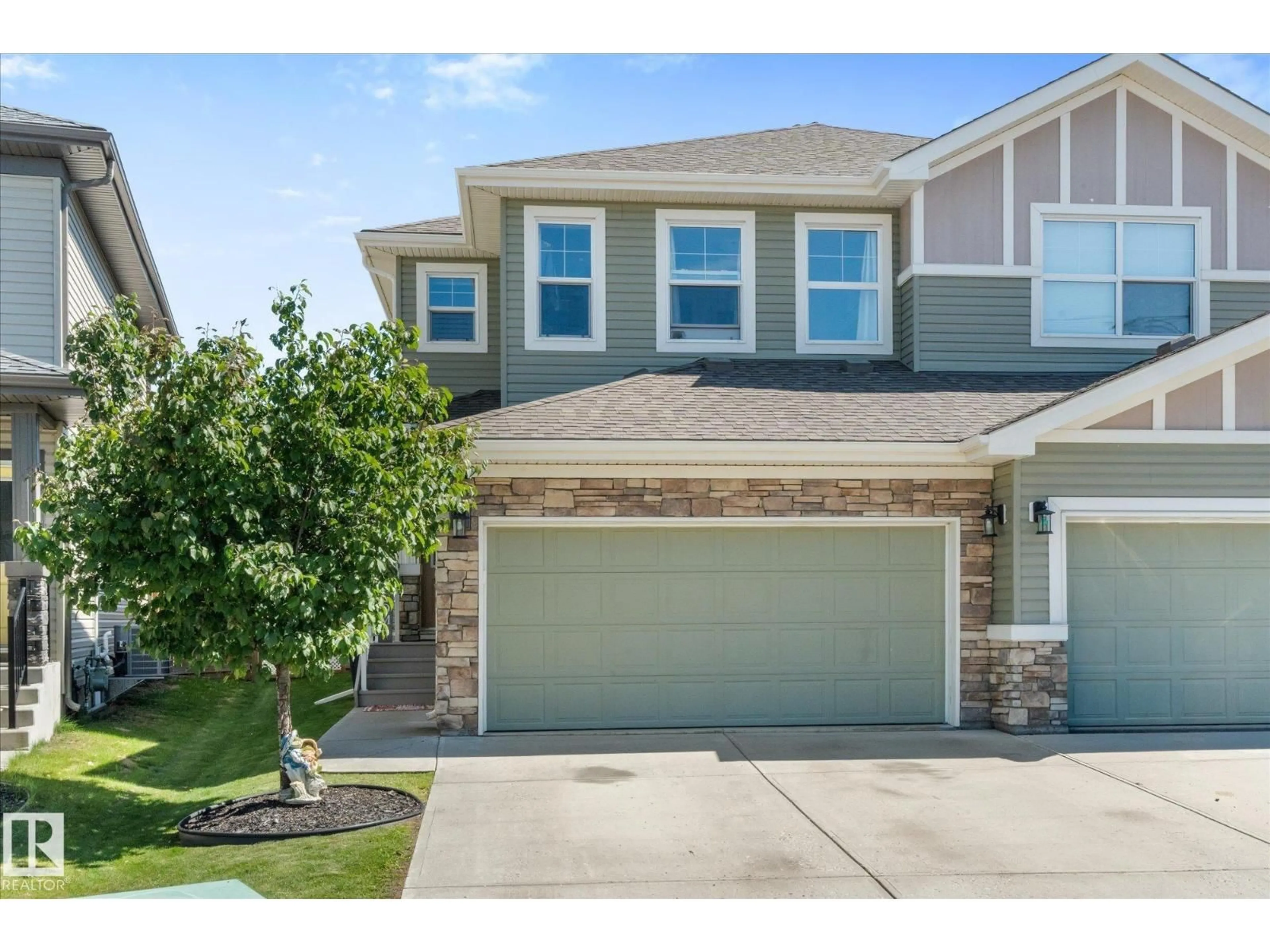 Home with vinyl exterior material, street for 54 ASTORIA PL, Devon Alberta T9G0M3