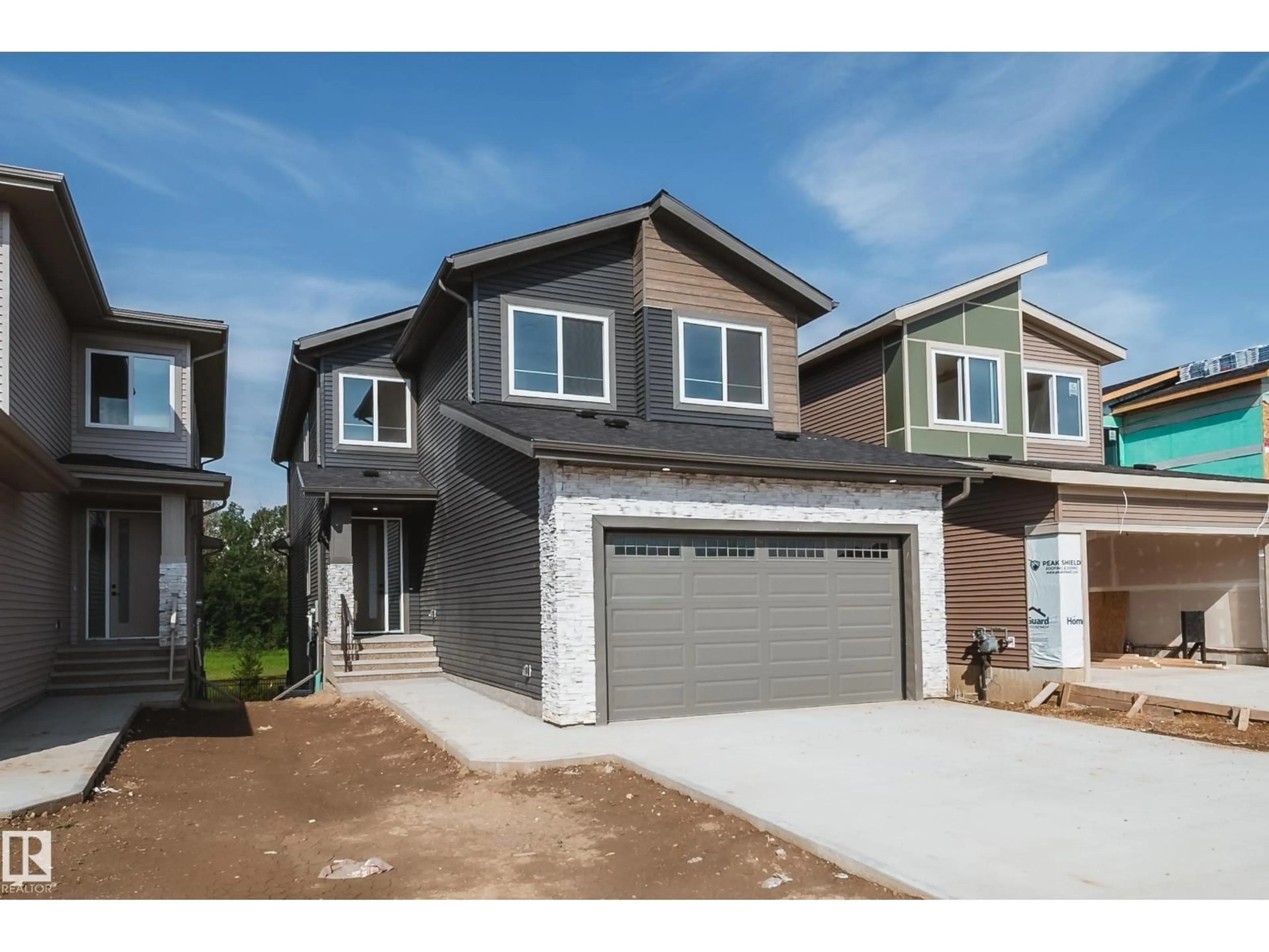 Home with vinyl exterior material, street for 49 NORWYK WAY, Spruce Grove Alberta T7X4E9