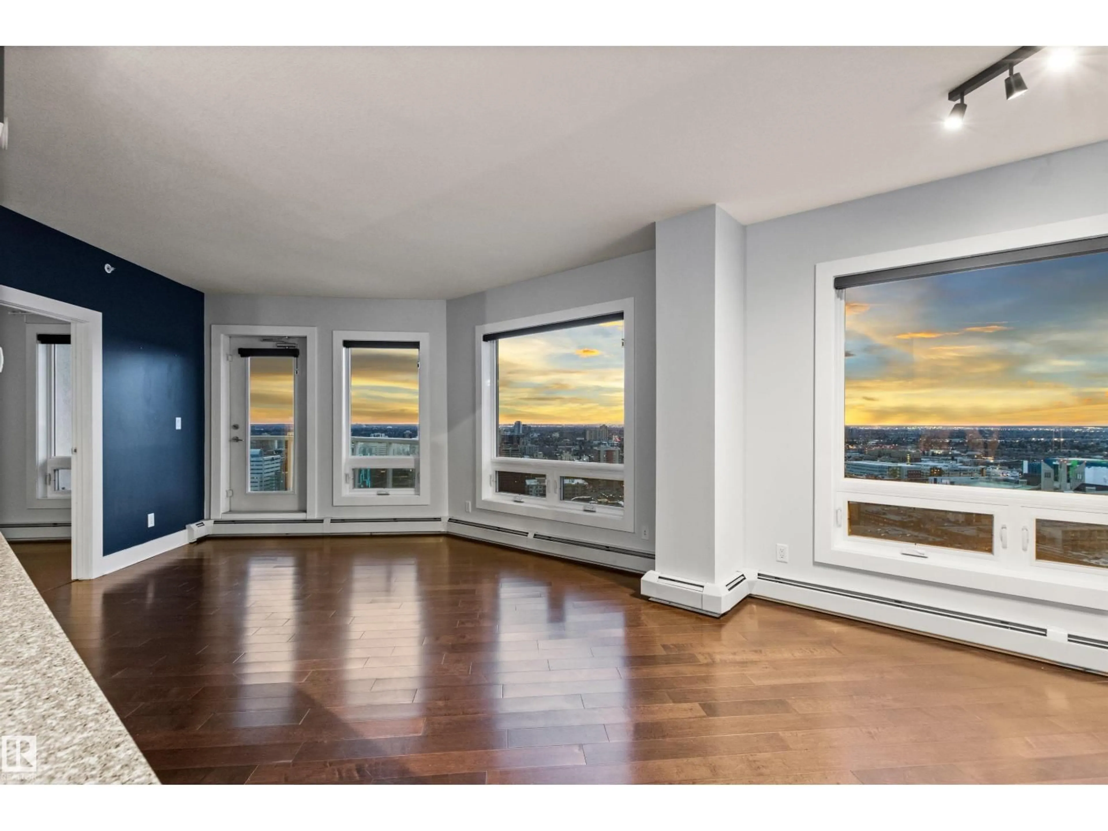 A pic of a room for 10152 - 2401 104 ST, Edmonton Alberta T5J0B6