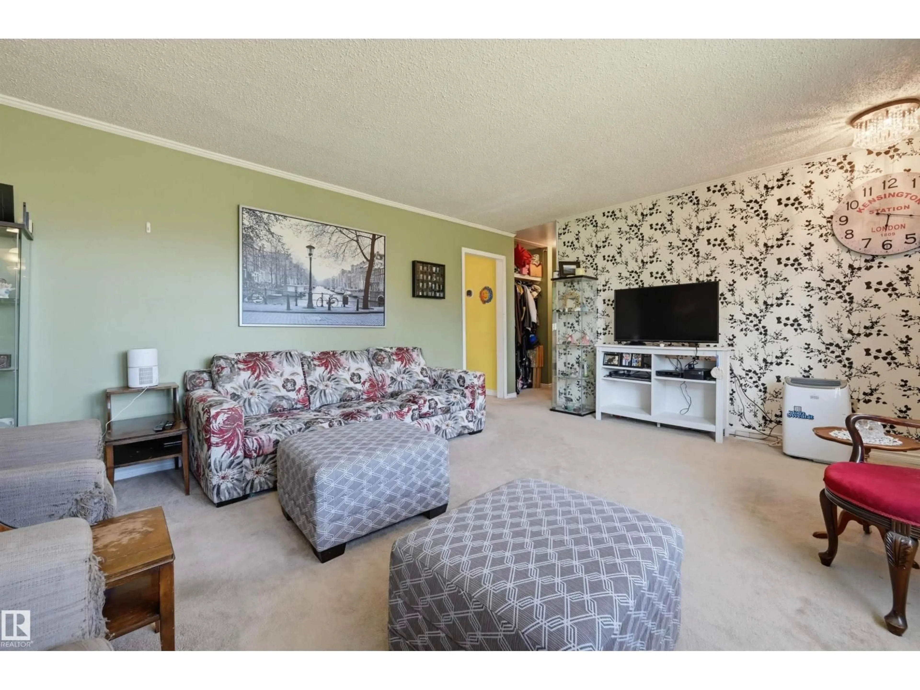 Living room with furniture, unknown for NW - 16112 108 AV, Edmonton Alberta T5P4E4