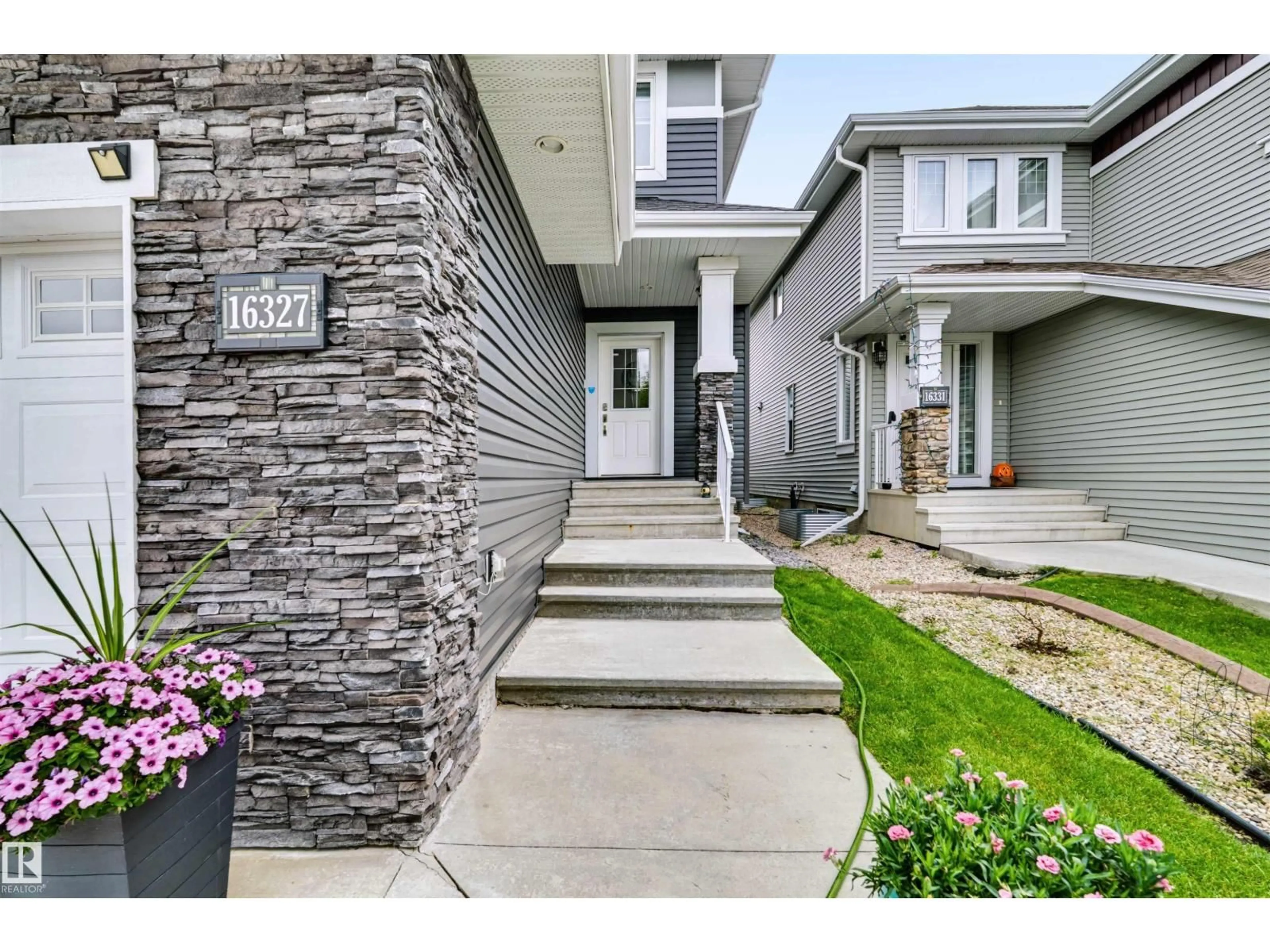 Unknown for SW - 16327 17 AV, Edmonton Alberta T6W3P6
