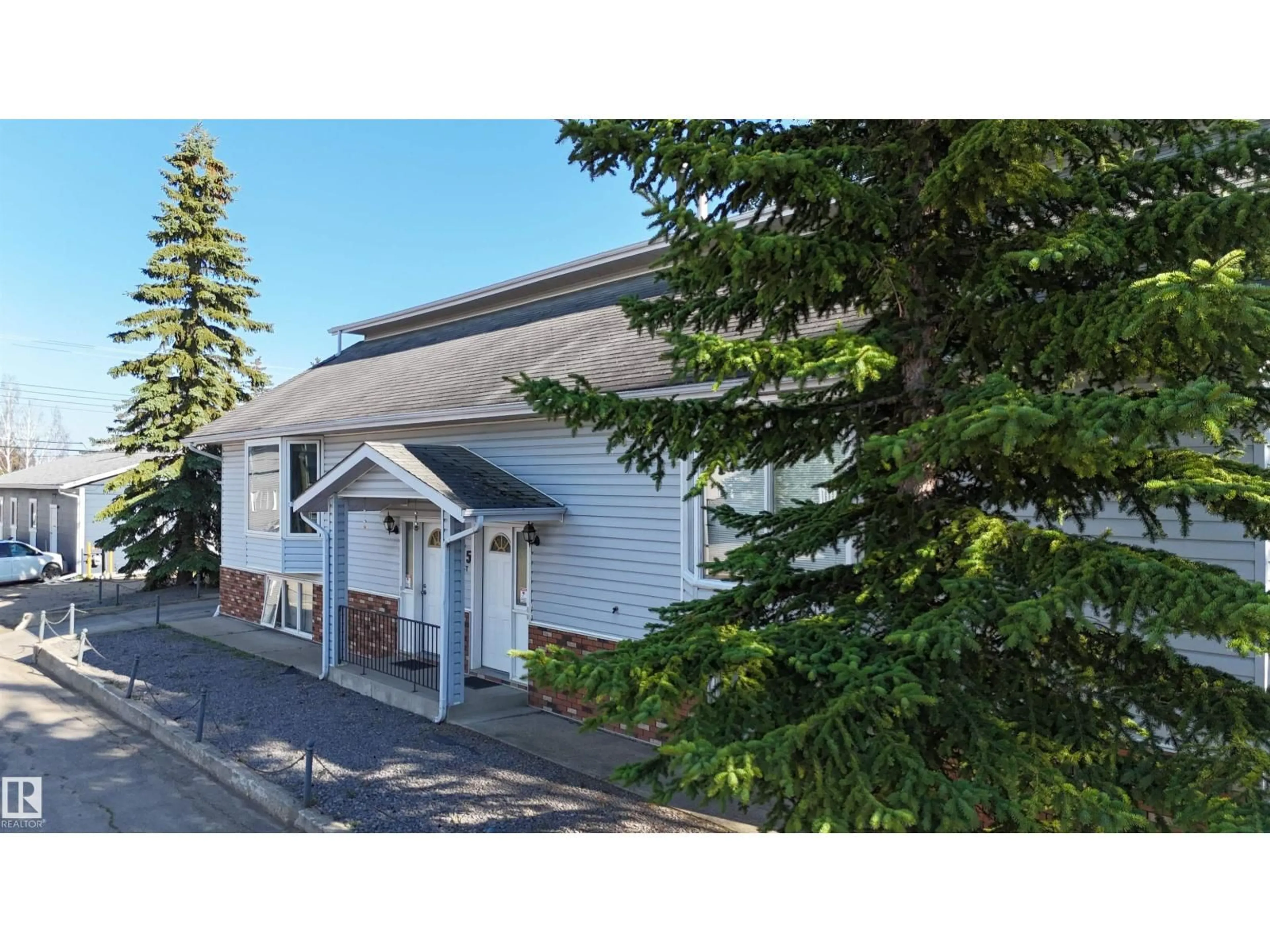 A pic from outside/outdoor area/front of a property/back of a property/a pic from drone, unknown for 4805 47 ST, Drayton Valley Alberta T7A1H8