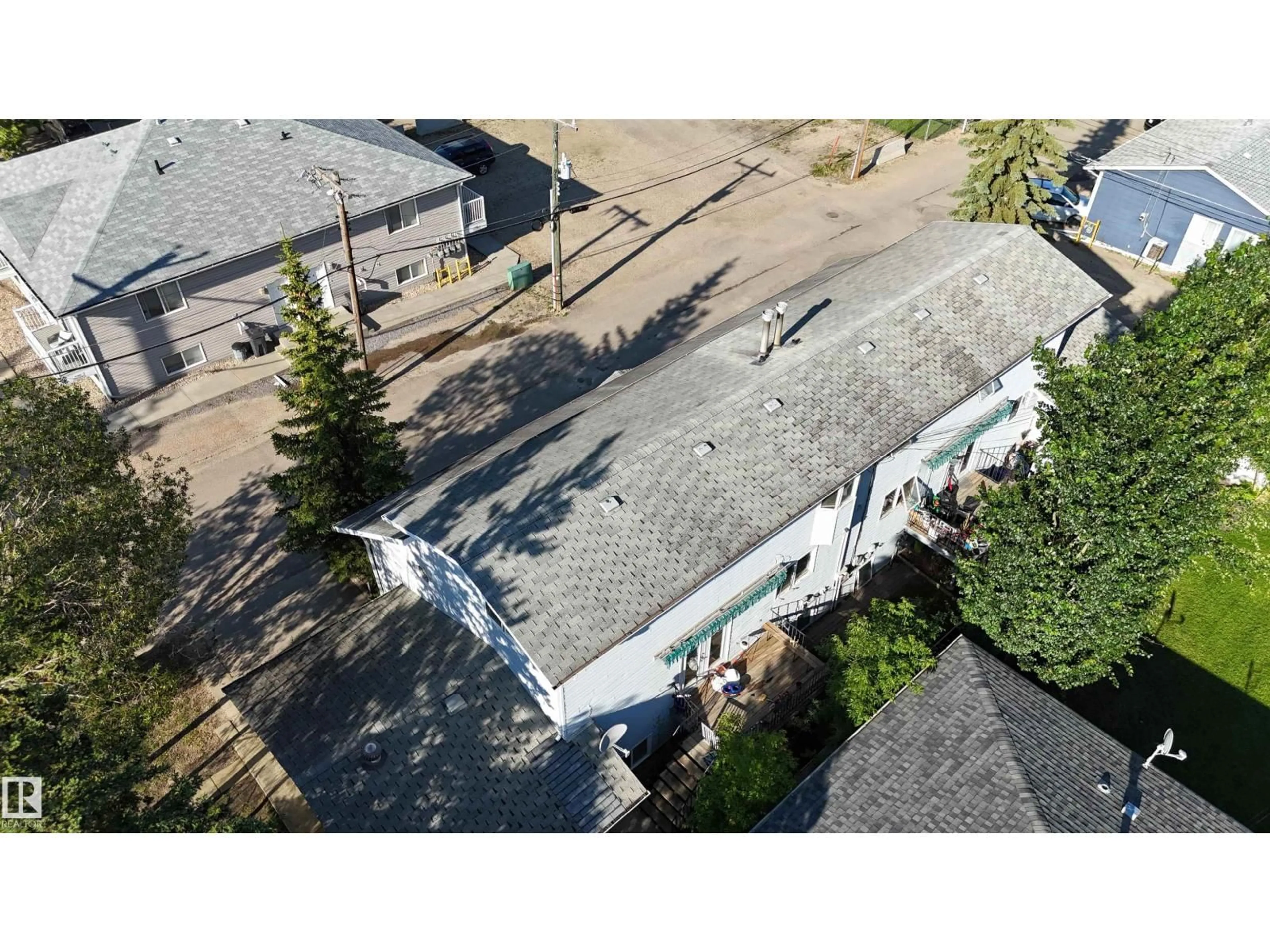 A pic from outside/outdoor area/front of a property/back of a property/a pic from drone, street for 4805 47 ST, Drayton Valley Alberta T7A1H8