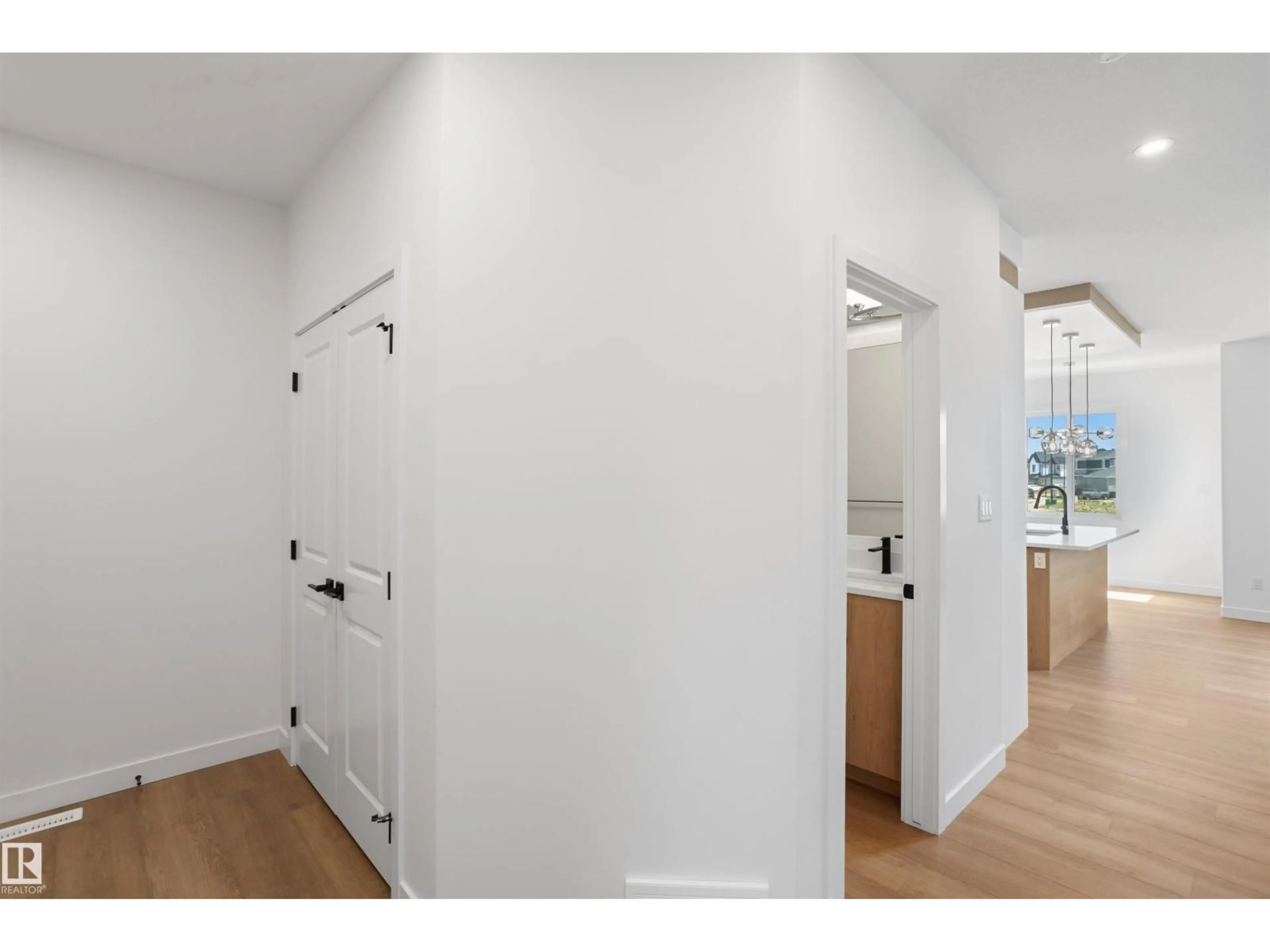 Indoor entryway for 153 MUNN WY, Leduc Alberta T5Y4M9