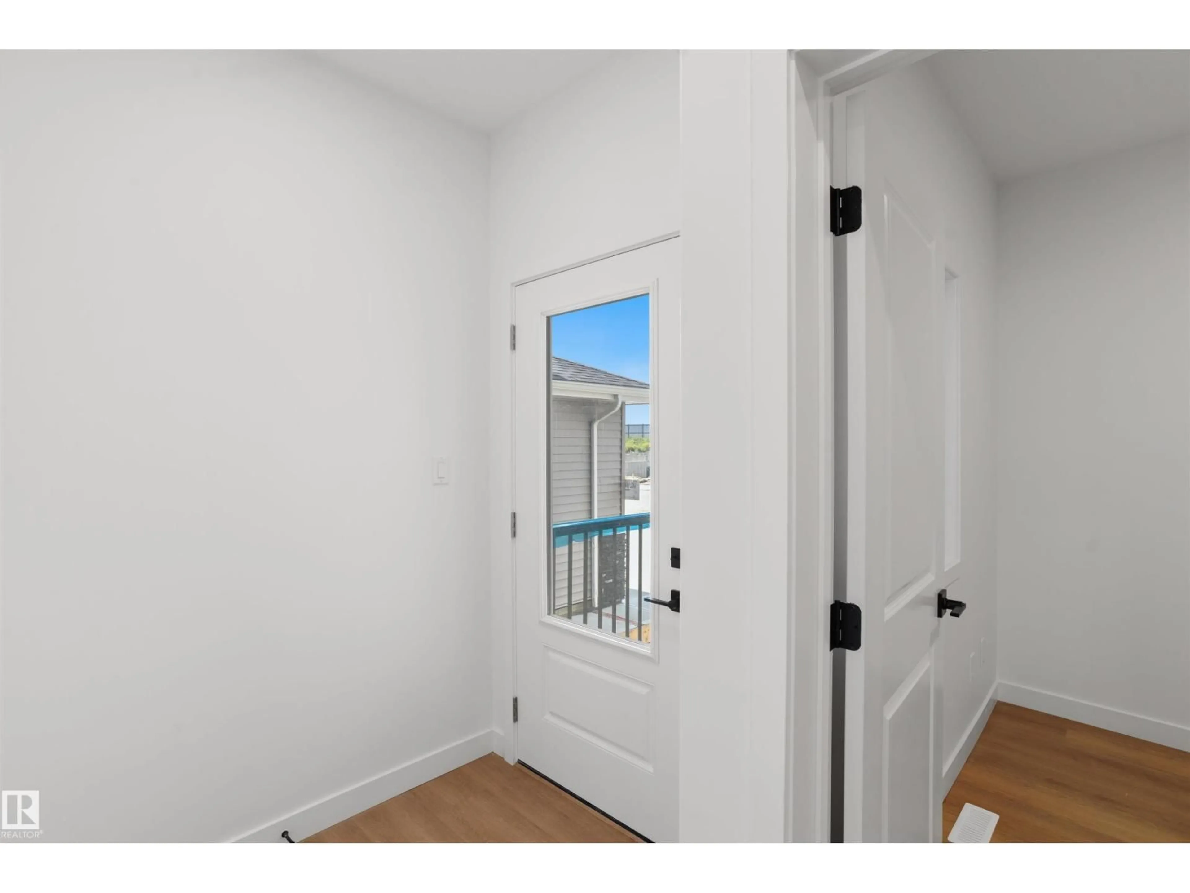Indoor entryway for 153 MUNN WY, Leduc Alberta T5Y4M9