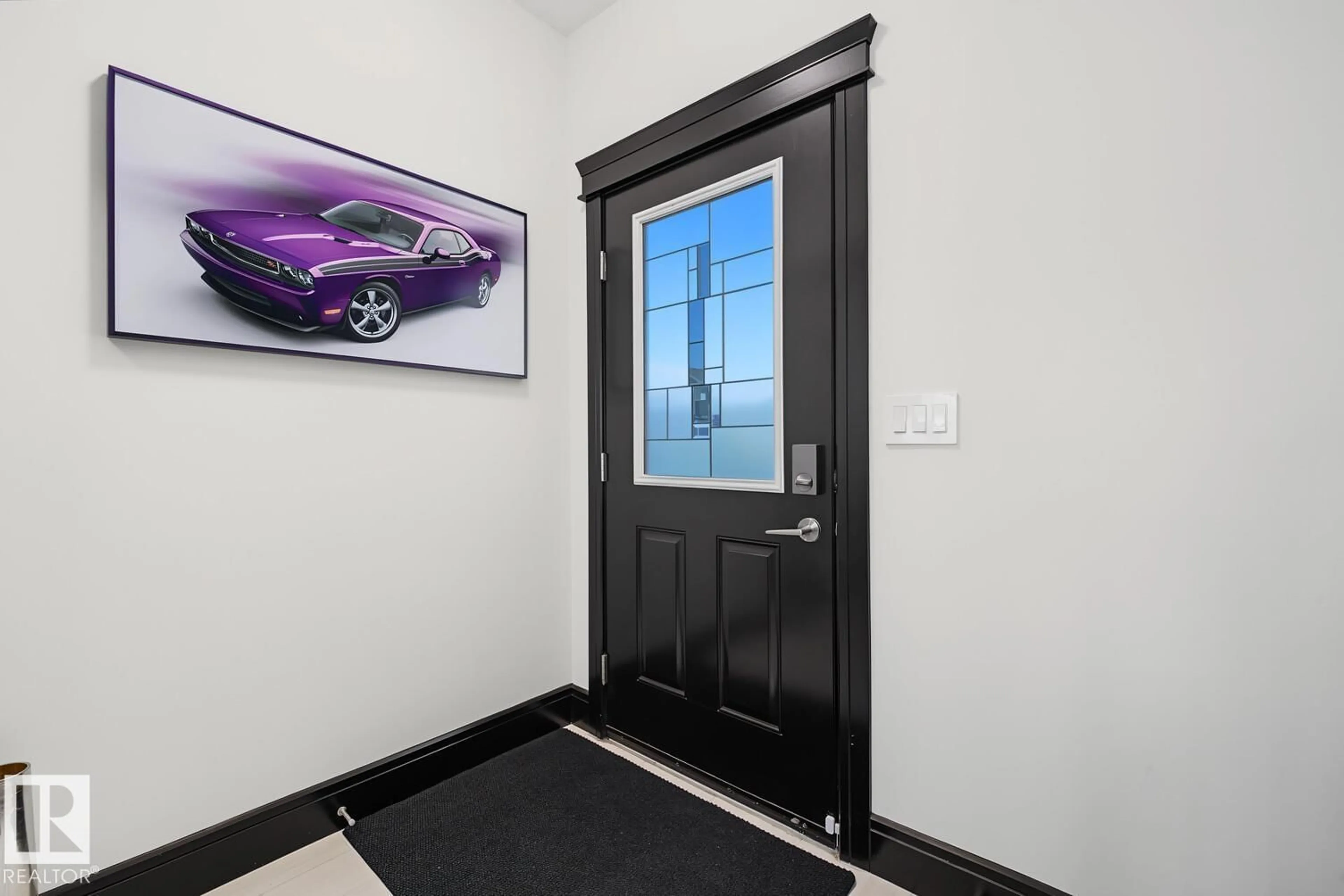 Indoor entryway for 3629 HUMMINGBIRD WY, Edmonton Alberta T5S0K8