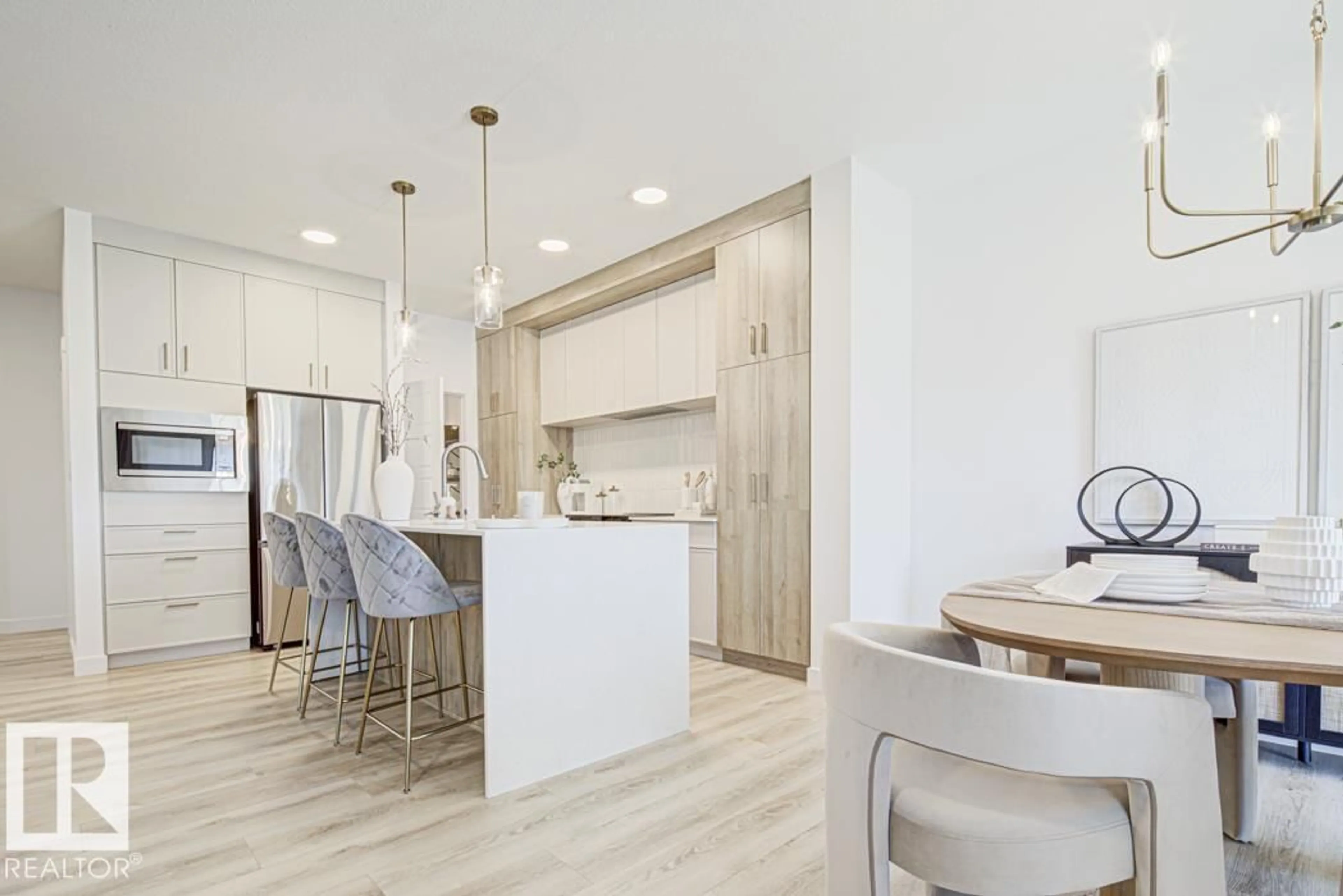 Open concept kitchen, unknown for 20743 40 AV, Edmonton Alberta T6M3G1