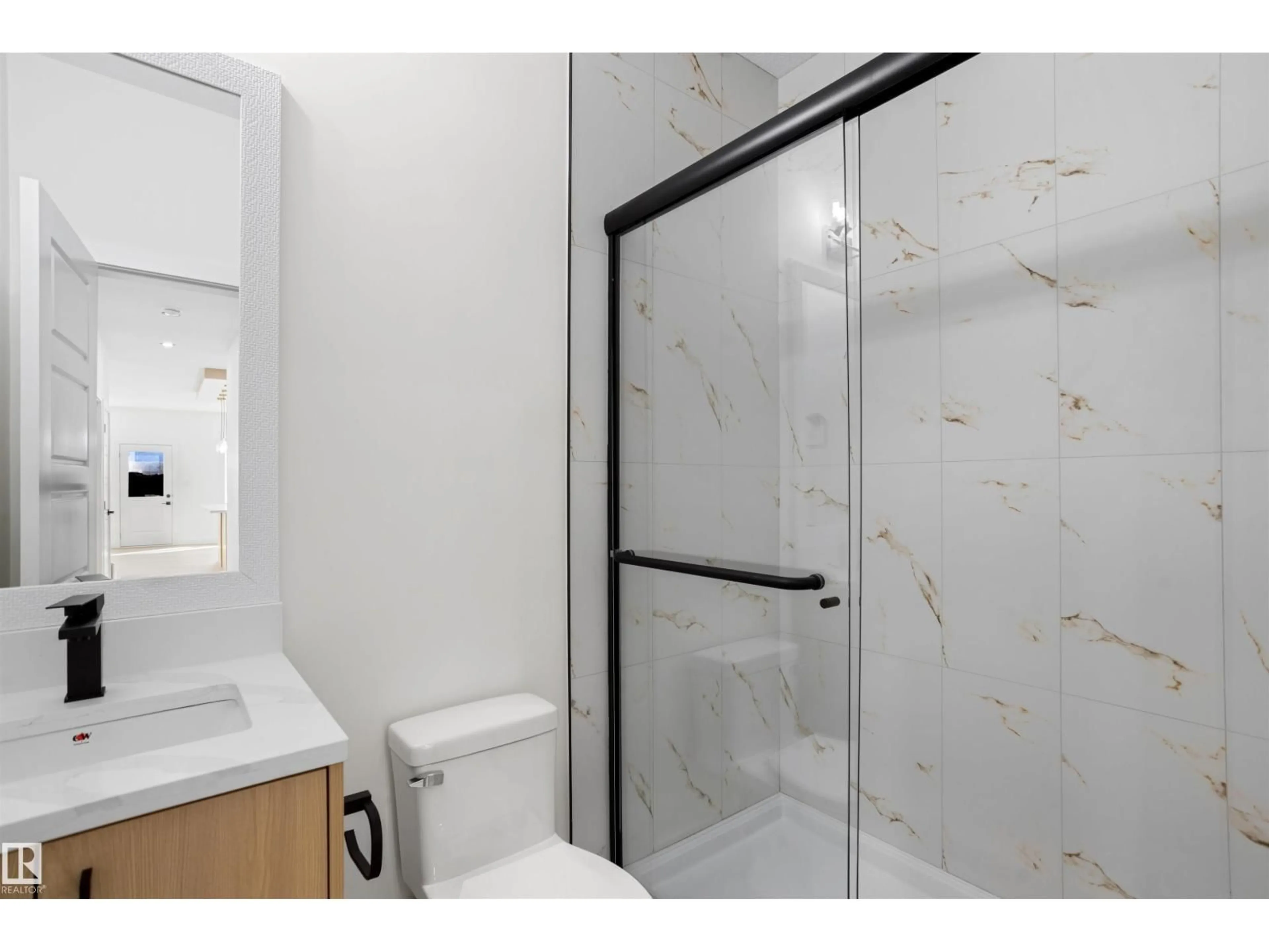 Standard bathroom, unknown for NE - 727 158 AV, Edmonton Alberta T5Y4M9